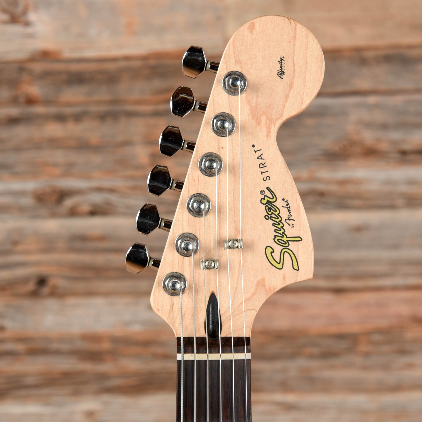 Squier Affinity Series Stratocaster HSS Sunburst 2012 Electric Guitars / Solid Body