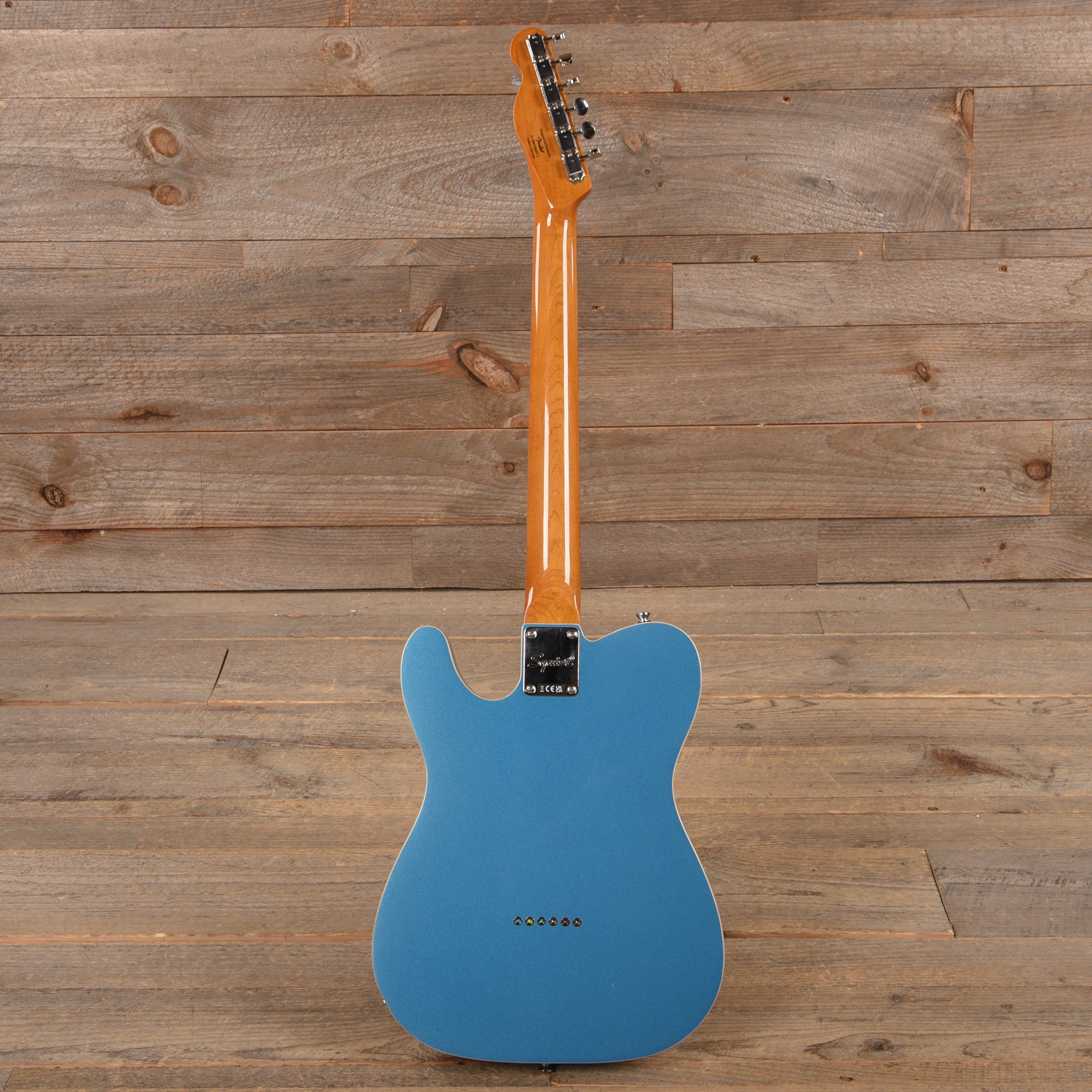 Squier Classic Vibe '60s Custom Esquire Lake Placid Blue w/3-Ply Parchment Pickguard Electric Guitars / Solid Body