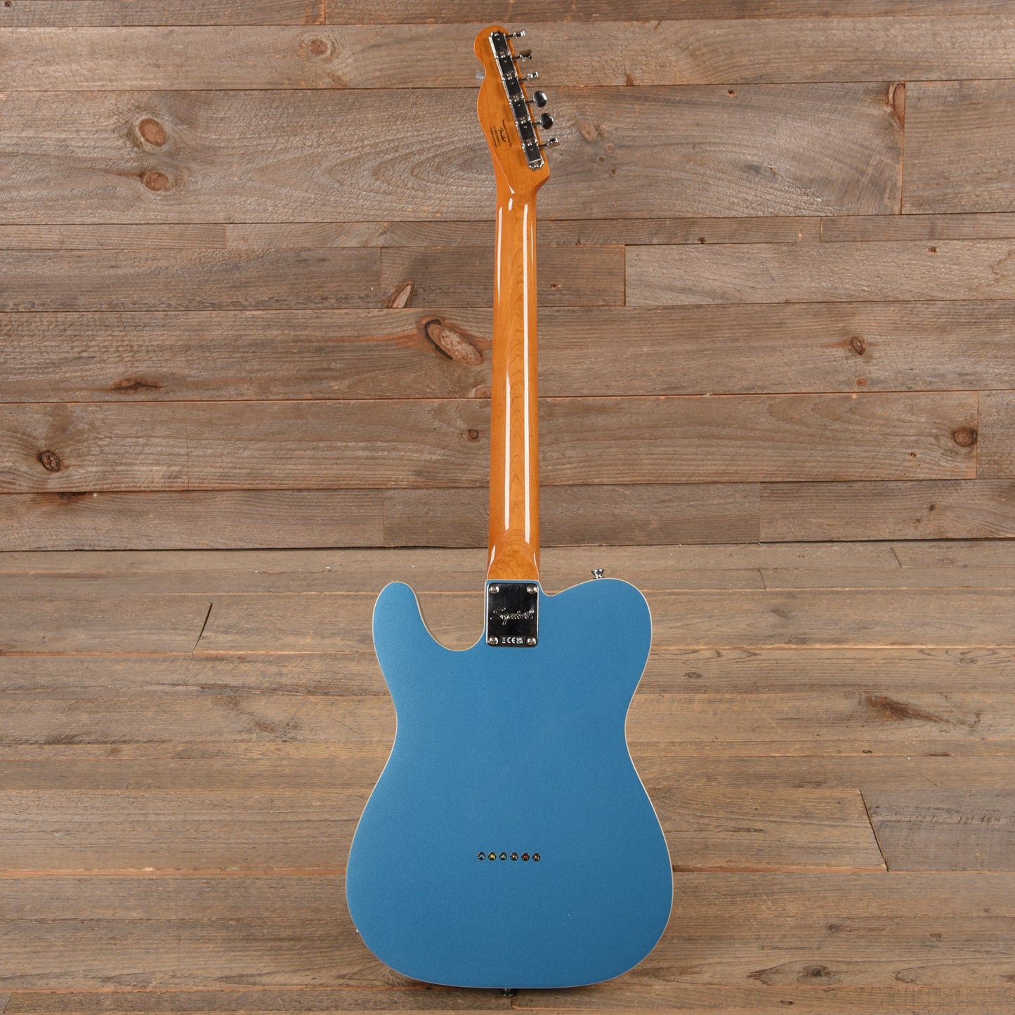 Squier Classic Vibe '60s Custom Esquire Lake Placid Blue w/3-Ply Parchment Pickguard Electric Guitars / Solid Body