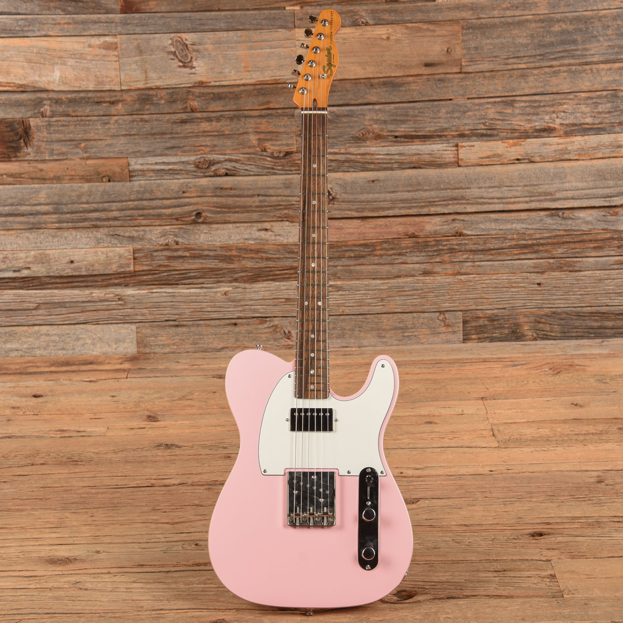 Squier Classic Vibe '60s Custom Telecaster HS Shell Pink Electric Guitars / Solid Body