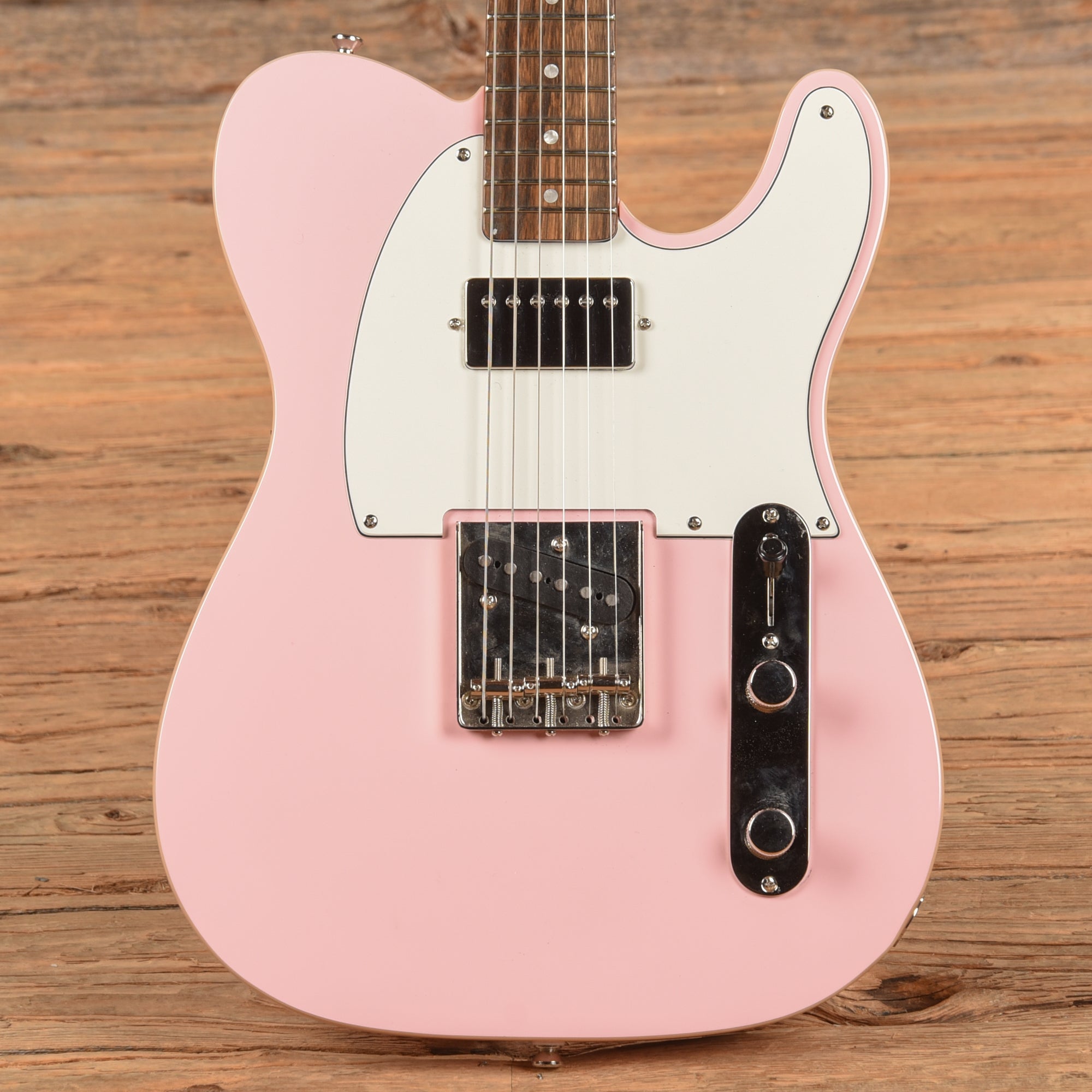 Squier Classic Vibe '60s Custom Telecaster HS Shell Pink Electric Guitars / Solid Body