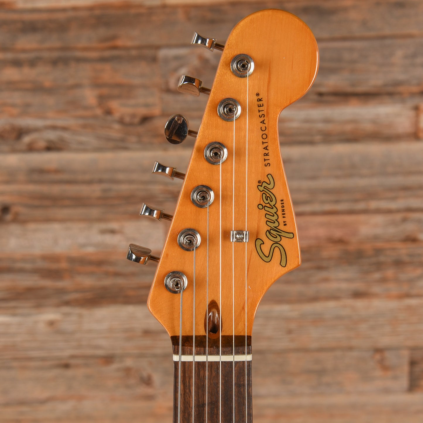 Squier Classic Vibe '60s Stratocaster HSS Shell Pink 3-Ply Parchment Electric Guitars / Solid Body