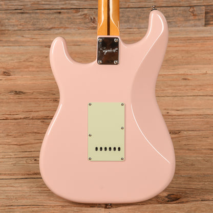 Squier Classic Vibe '60s Stratocaster Shell Pink w/Mint Pickguard Electric Guitars / Solid Body