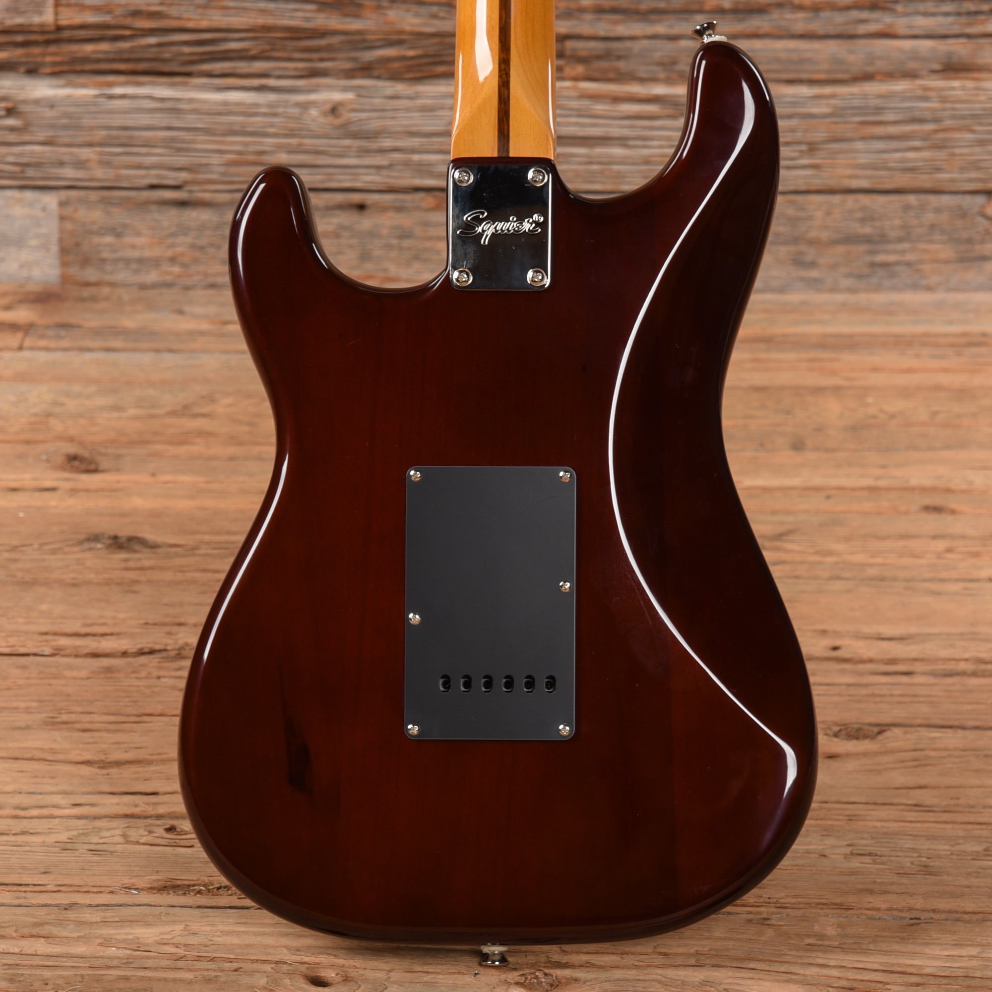 Squier Classic Vibe '70s HSS Stratocaster Walnut 2019 Electric Guitars / Solid Body