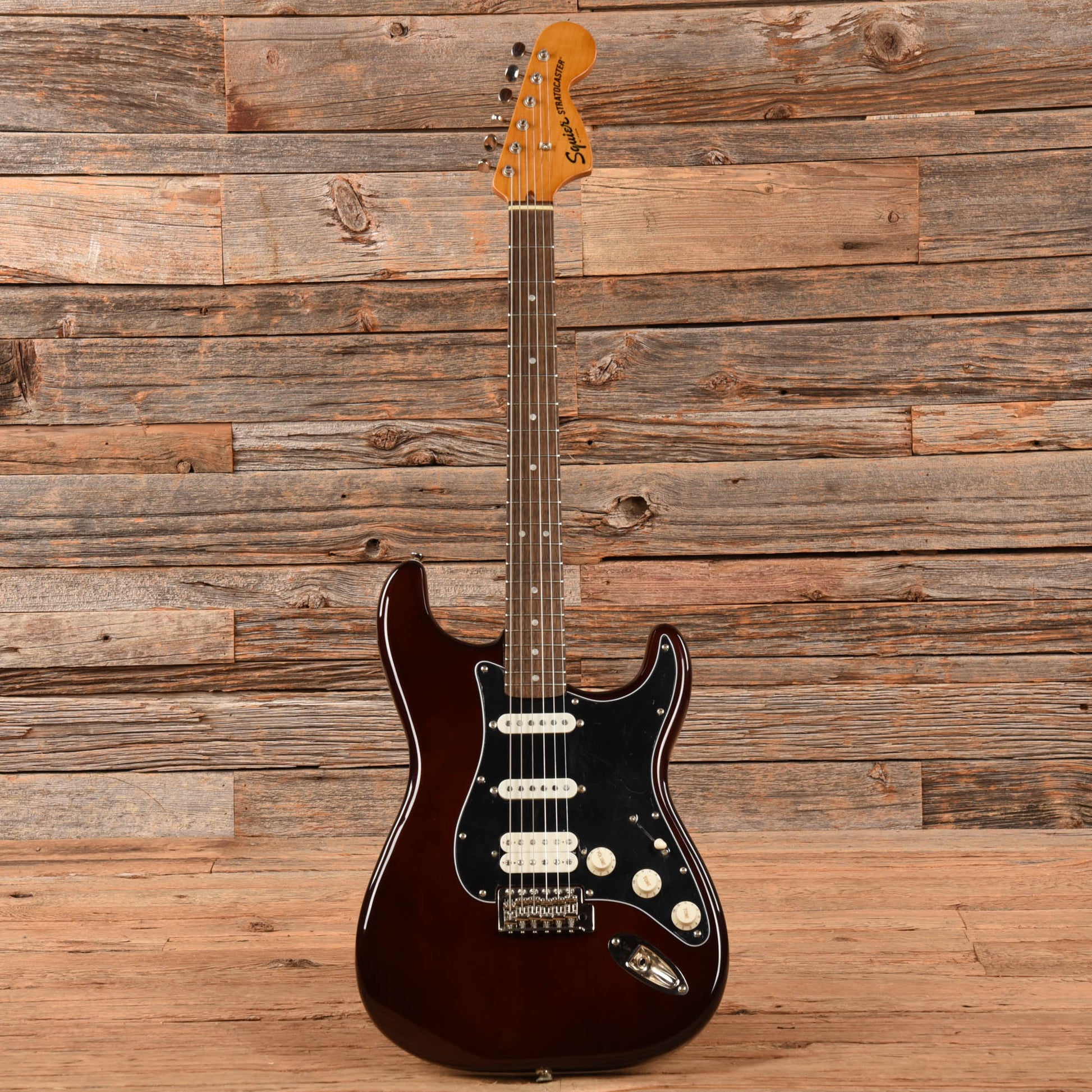 Squier Classic Vibe 70s Stratocaster HSS Walnut 2019 Electric Guitars / Solid Body