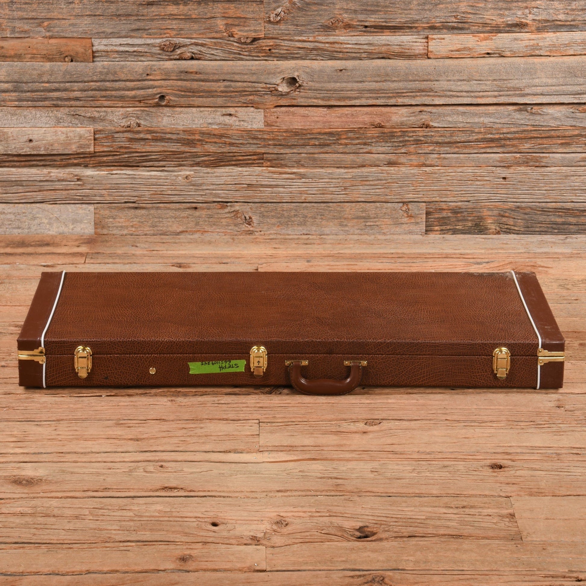 Squier Classic Vibe Straotcaster White 2011 Electric Guitars / Solid Body