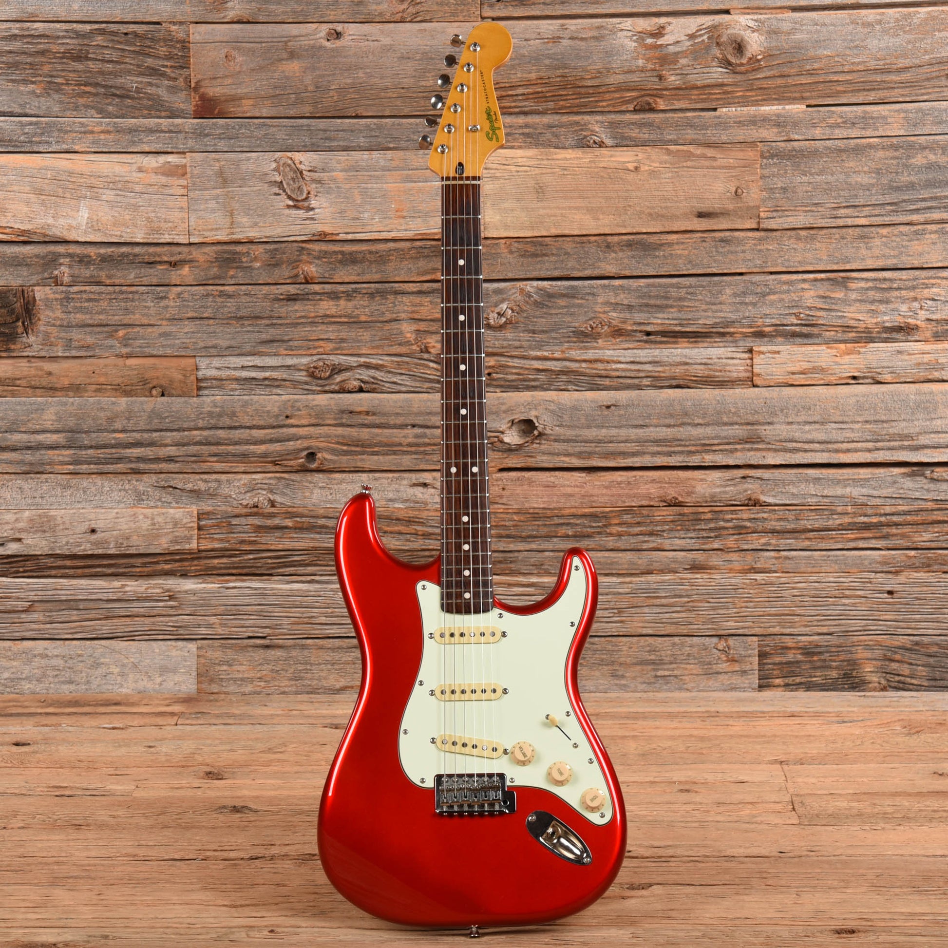 Squier Classic Vibe Stratocaster 60's Candy Apple Red 2009 Electric Guitars / Solid Body