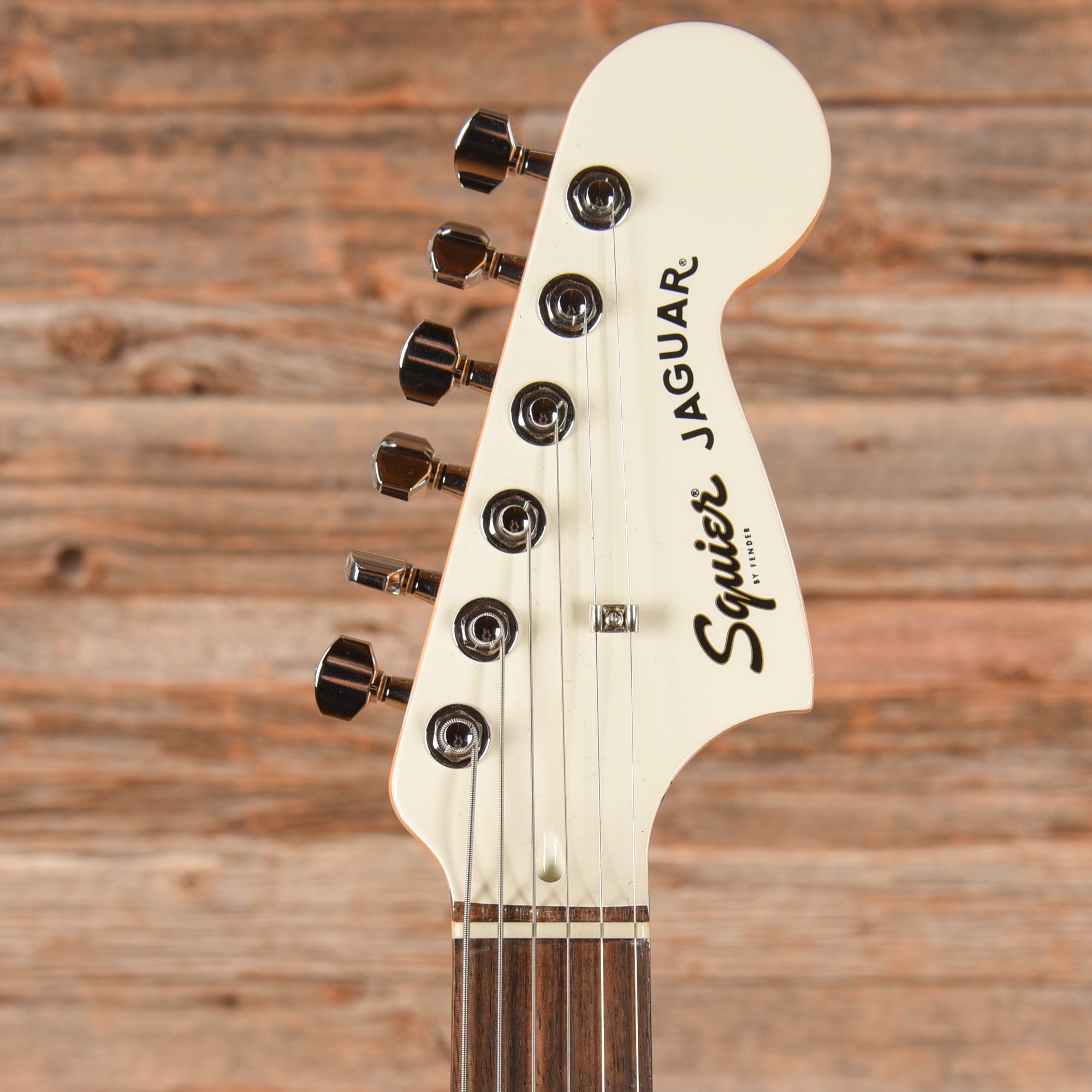 Squier FSR Classic Vibe '60s Jaguar Olympic White 2024 Electric Guitars / Solid Body