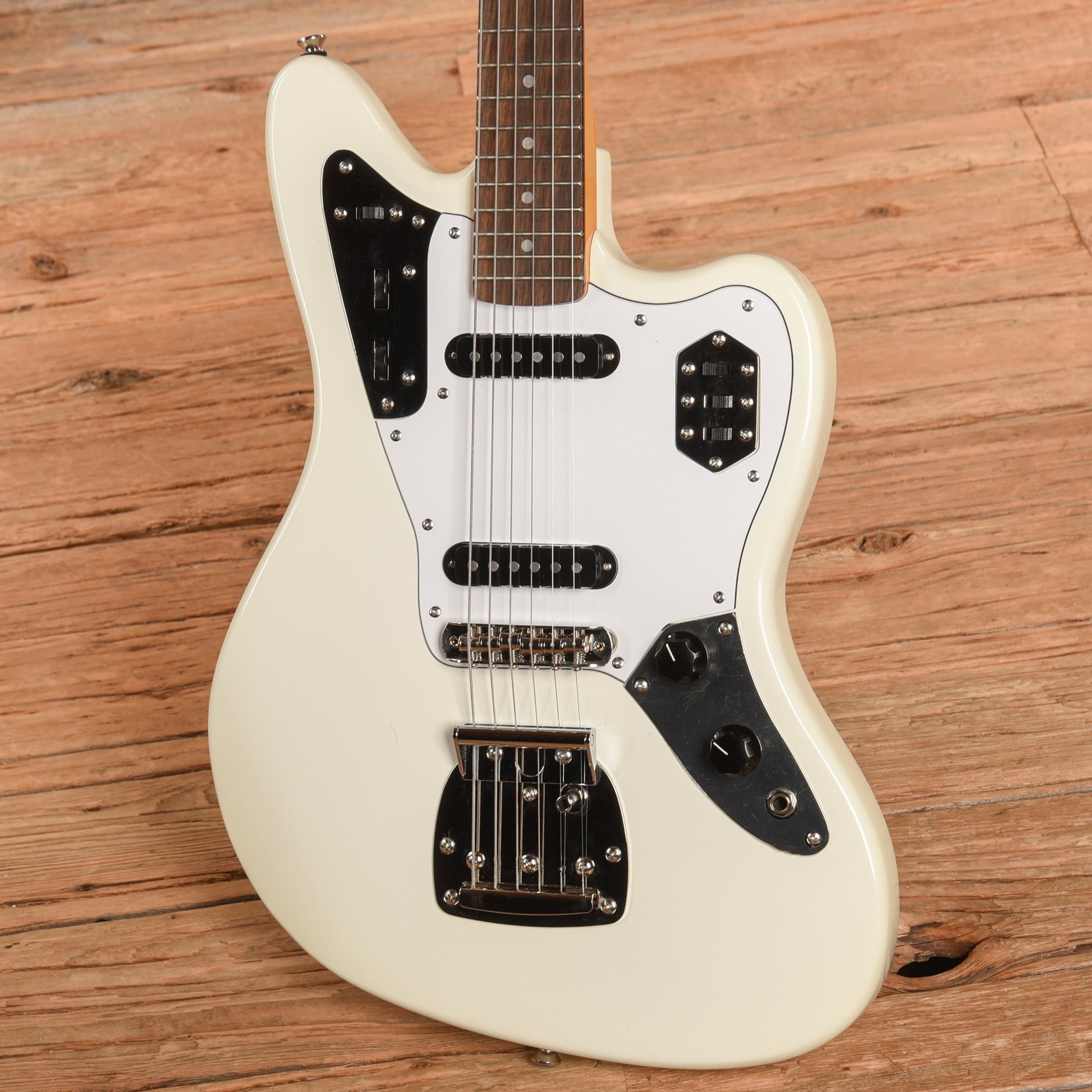 Squier FSR Classic Vibe '60s Jaguar Olympic White 2024 Electric Guitars / Solid Body