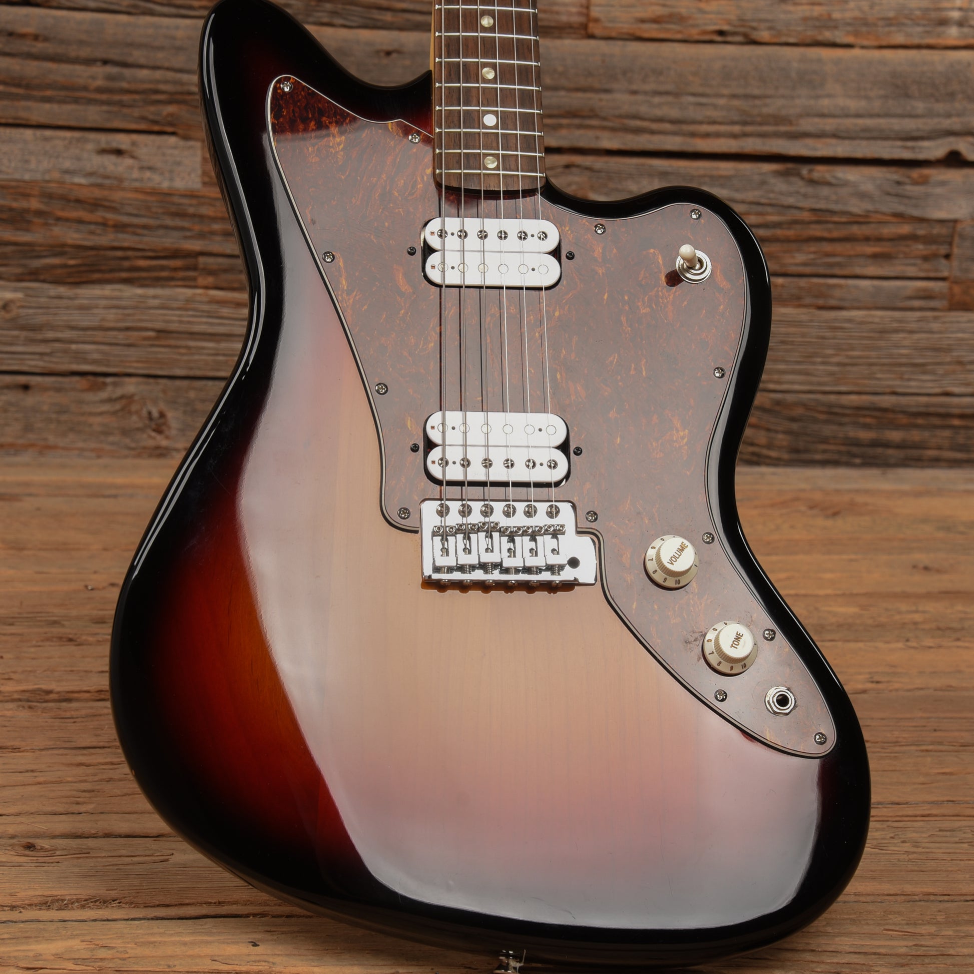 Squier Jagmaster Sunburst 2011 Electric Guitars / Solid Body