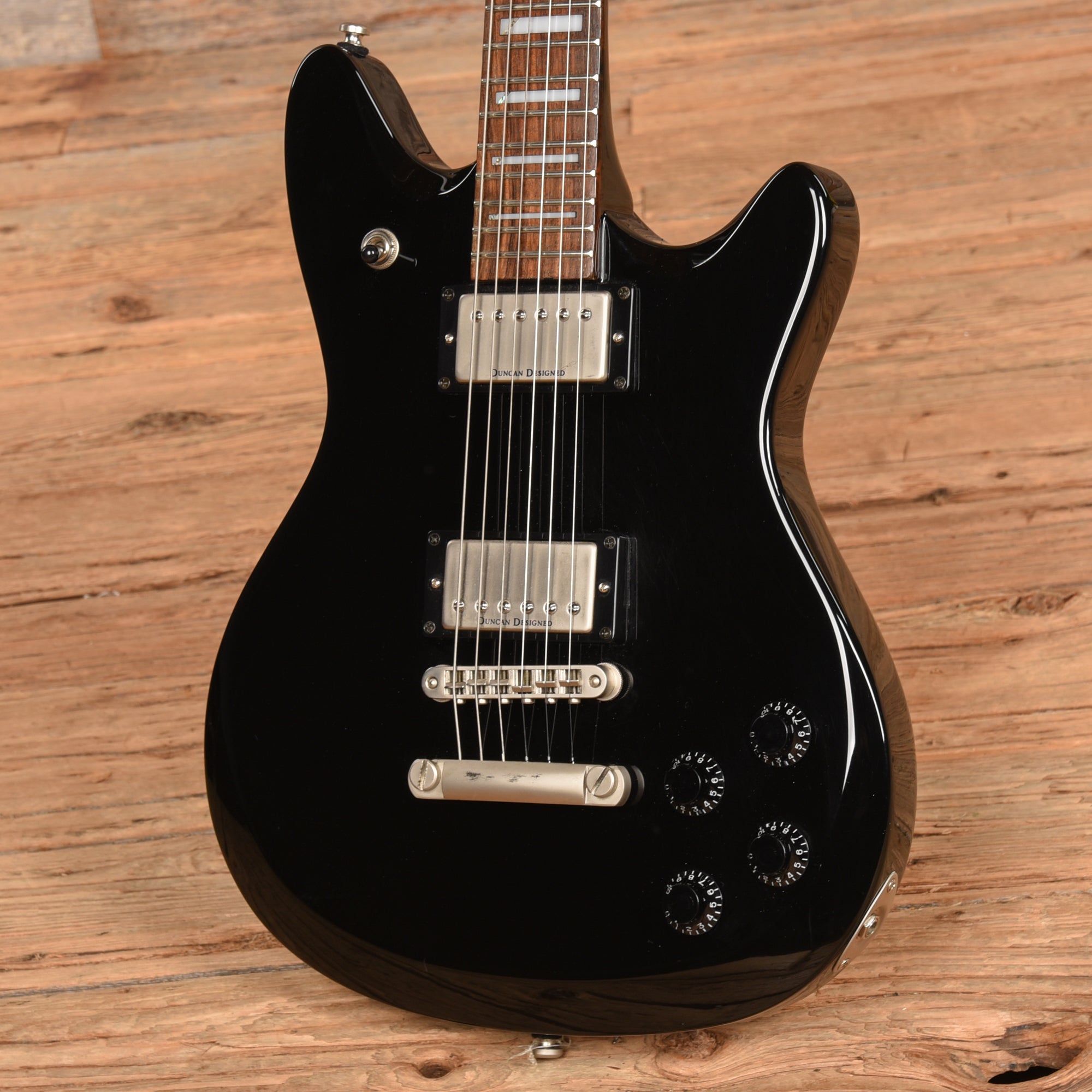 Squier M80 Black 2005 Electric Guitars / Solid Body