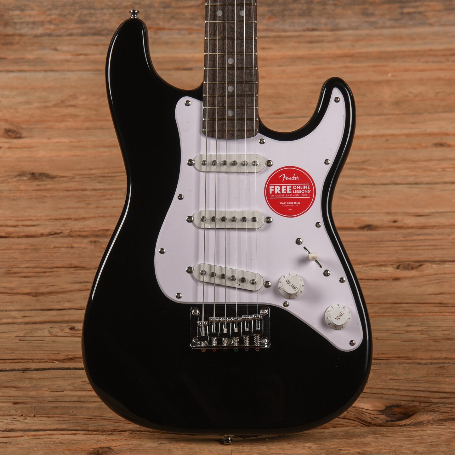 Squier Mini Stratocaster V2 Black Electric Guitars / Solid Body