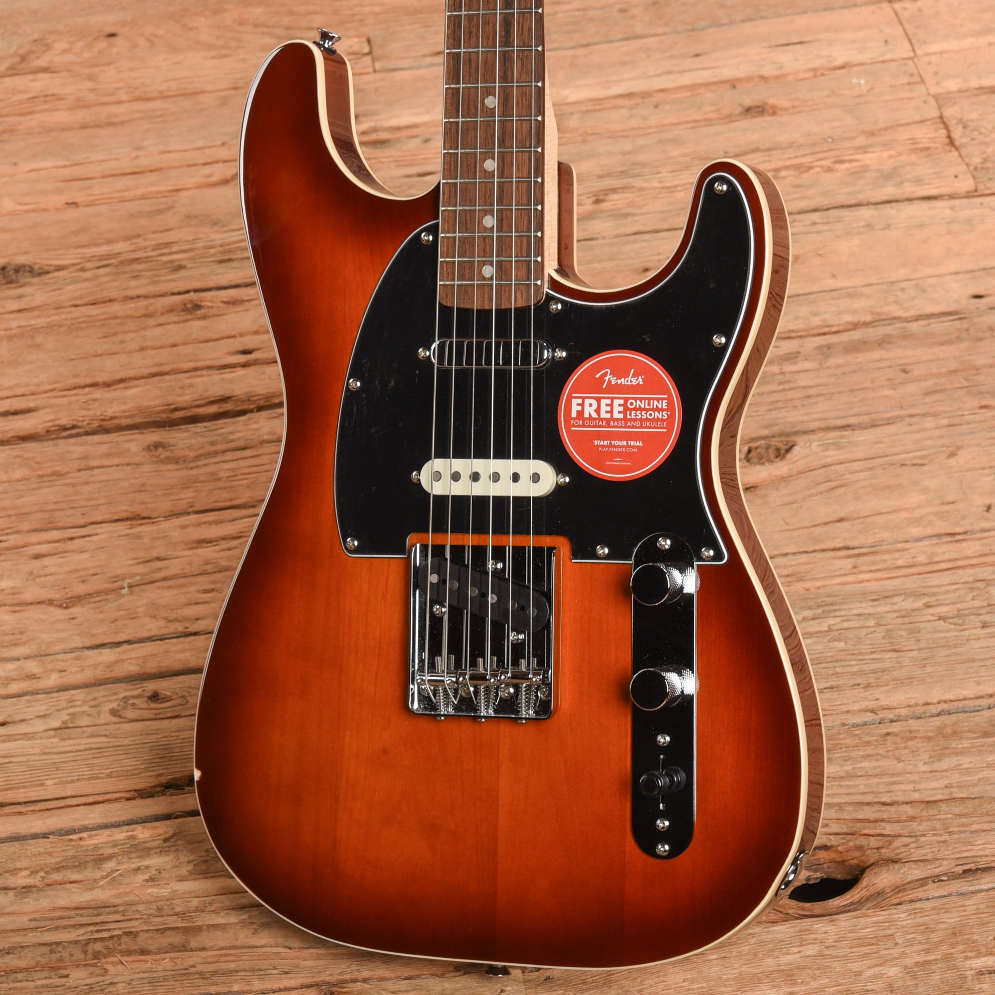 Squier Paranormal Custom Nashville Stratocaster Chocolate 2-Color Sunburst Electric Guitars / Solid Body
