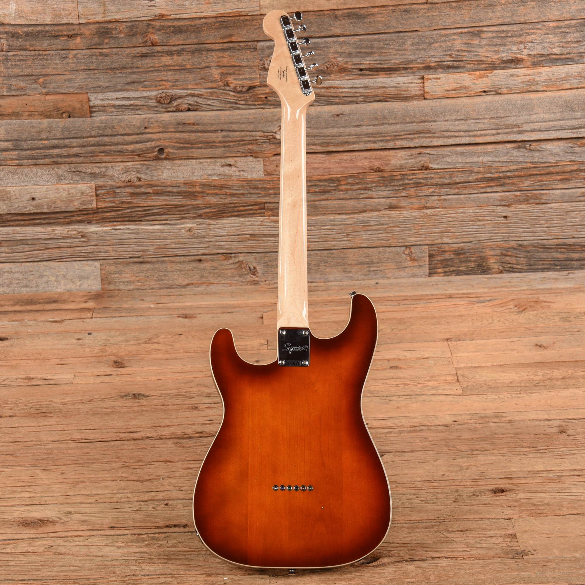 Squier Paranormal Custom Nashville Stratocaster Chocolate 2-Color Sunburst Electric Guitars / Solid Body