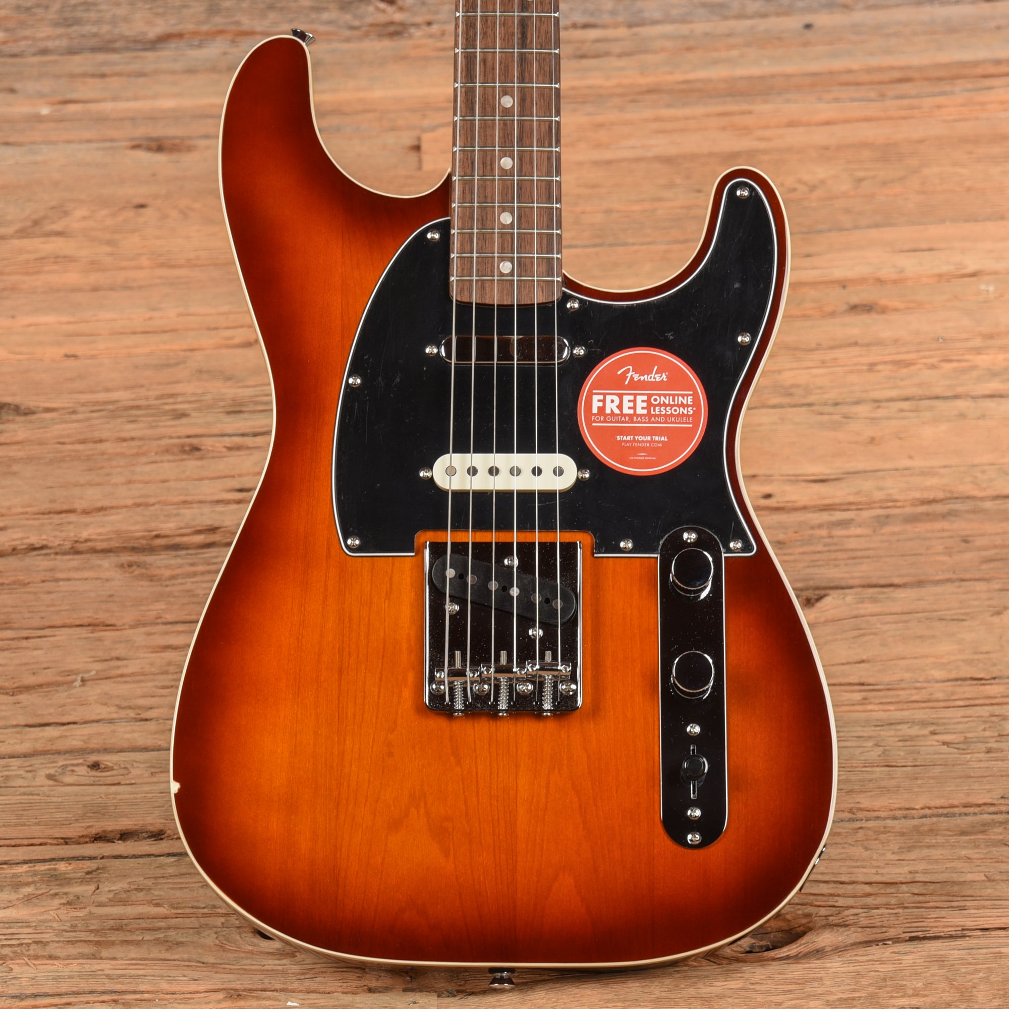 Squier Paranormal Custom Nashville Stratocaster Chocolate 2-Color Sunburst Electric Guitars / Solid Body