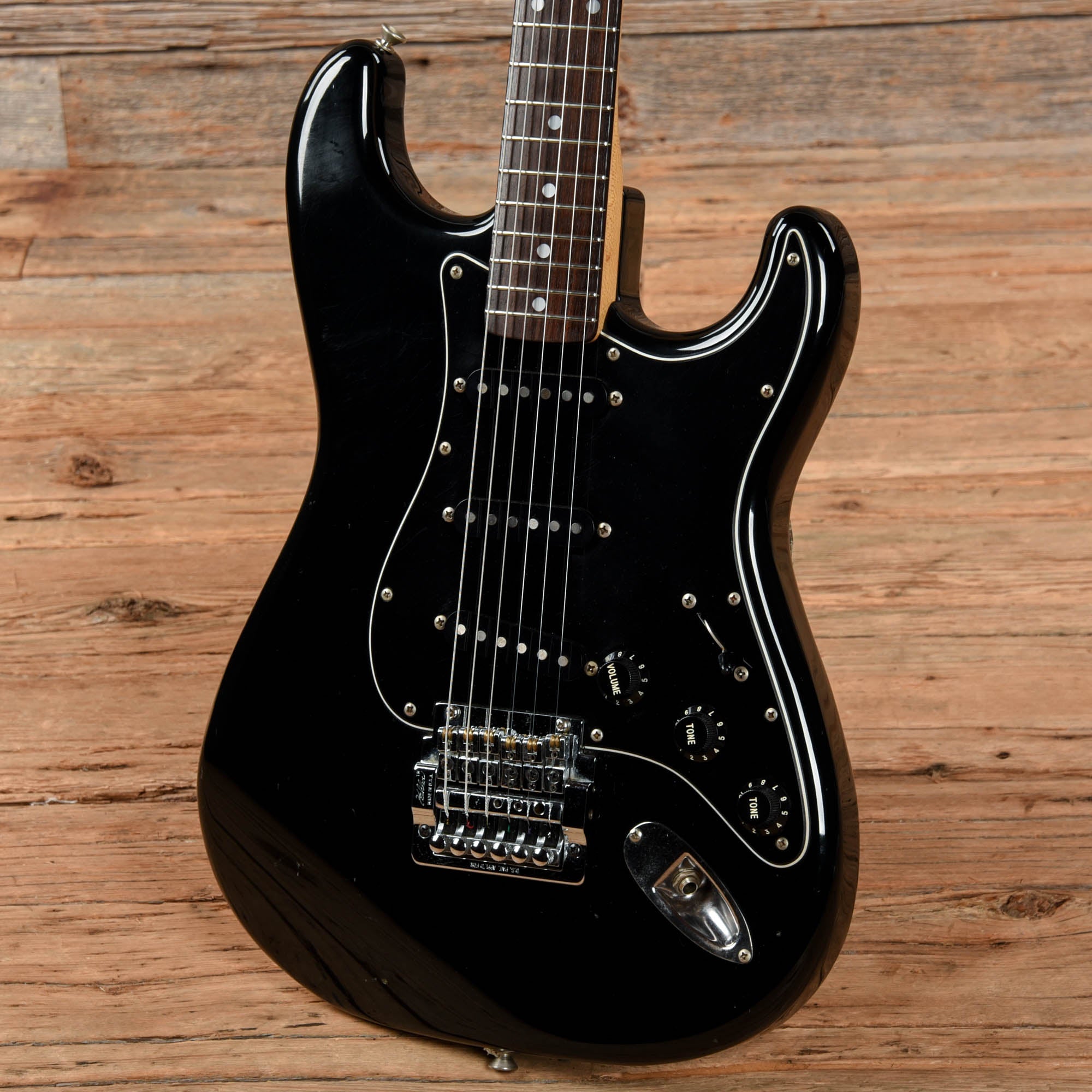 Squier SQ Series Stratocaster Black 1980s – Chicago Music Exchange