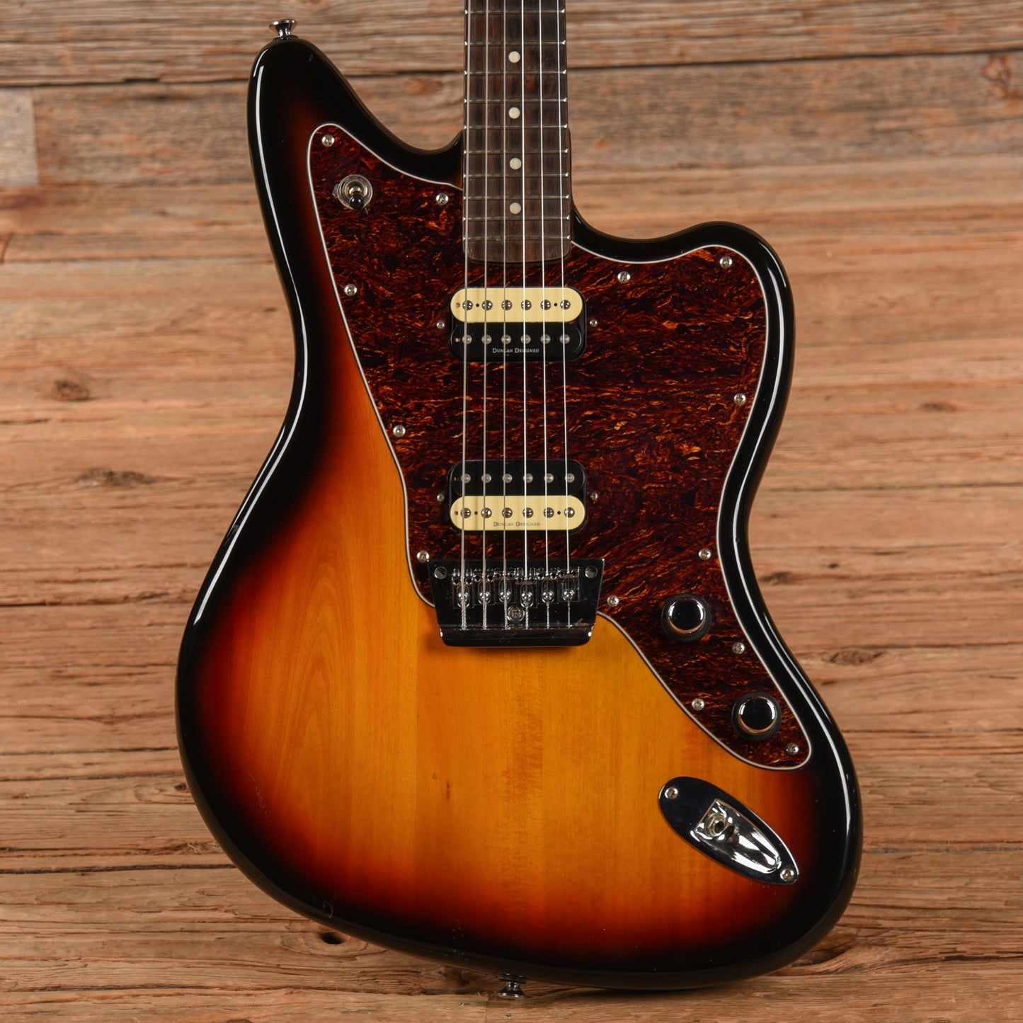 Squier Vintage Modified Jaguar HH Sunburst 2011 Electric Guitars / Solid Body