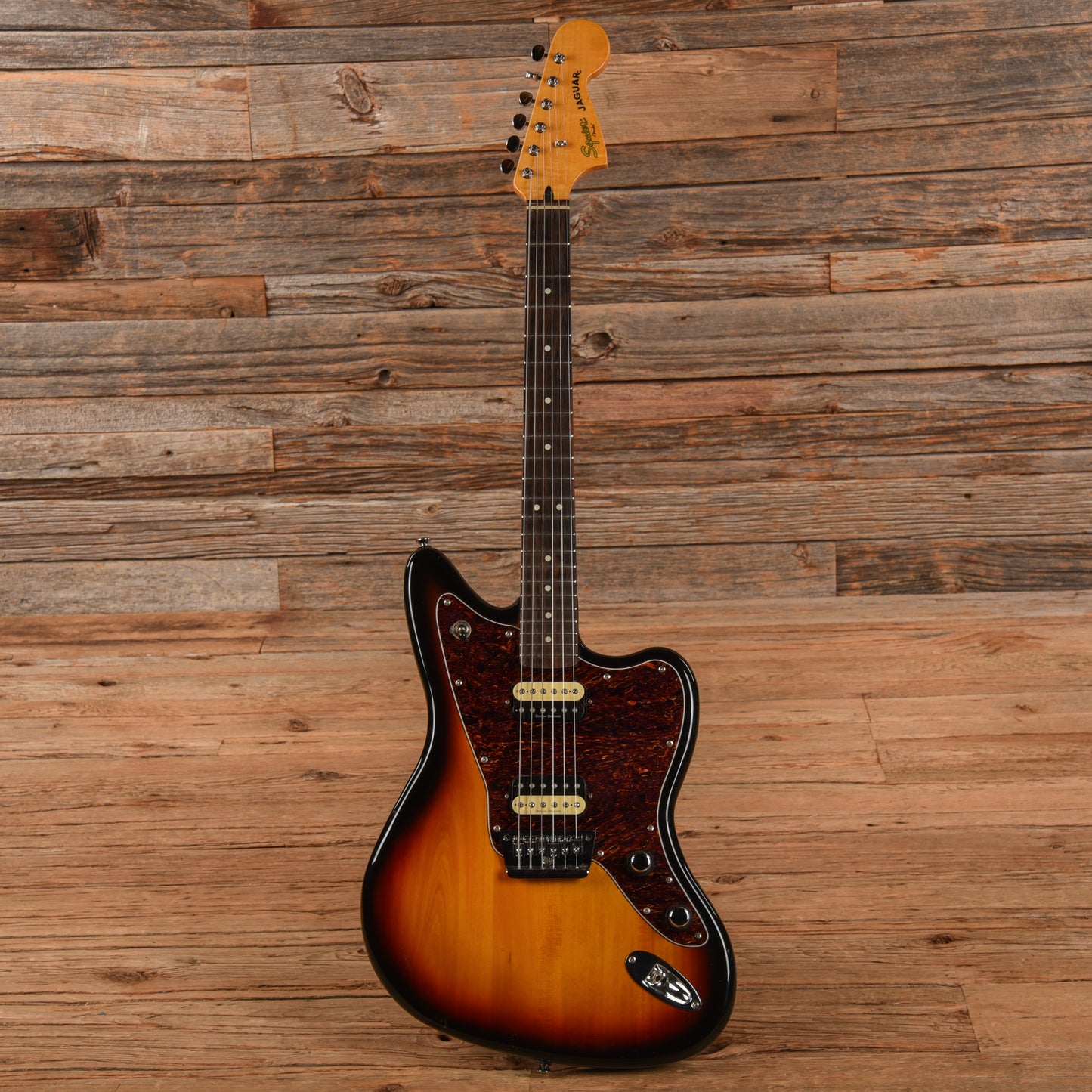 Squier Vintage Modified Jaguar HH Sunburst 2011 Electric Guitars / Solid Body