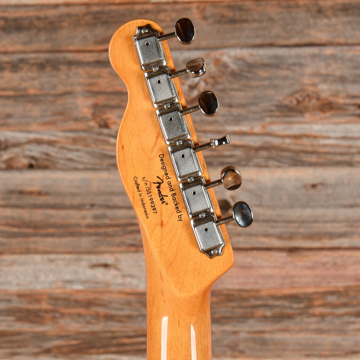 Squier Classic Vibe '60s Custom Telecaster Sunburst Electric Guitars
