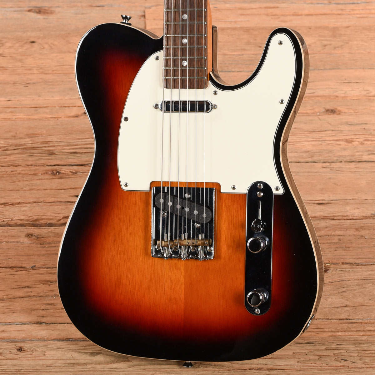 Squier Classic Vibe Baritone Telecster Custom Sunburst 2022 Electric Guitars