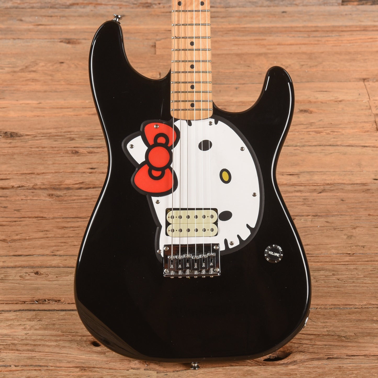 Squier Hello Kitty Stratocaster Black 2006 Electric Guitars