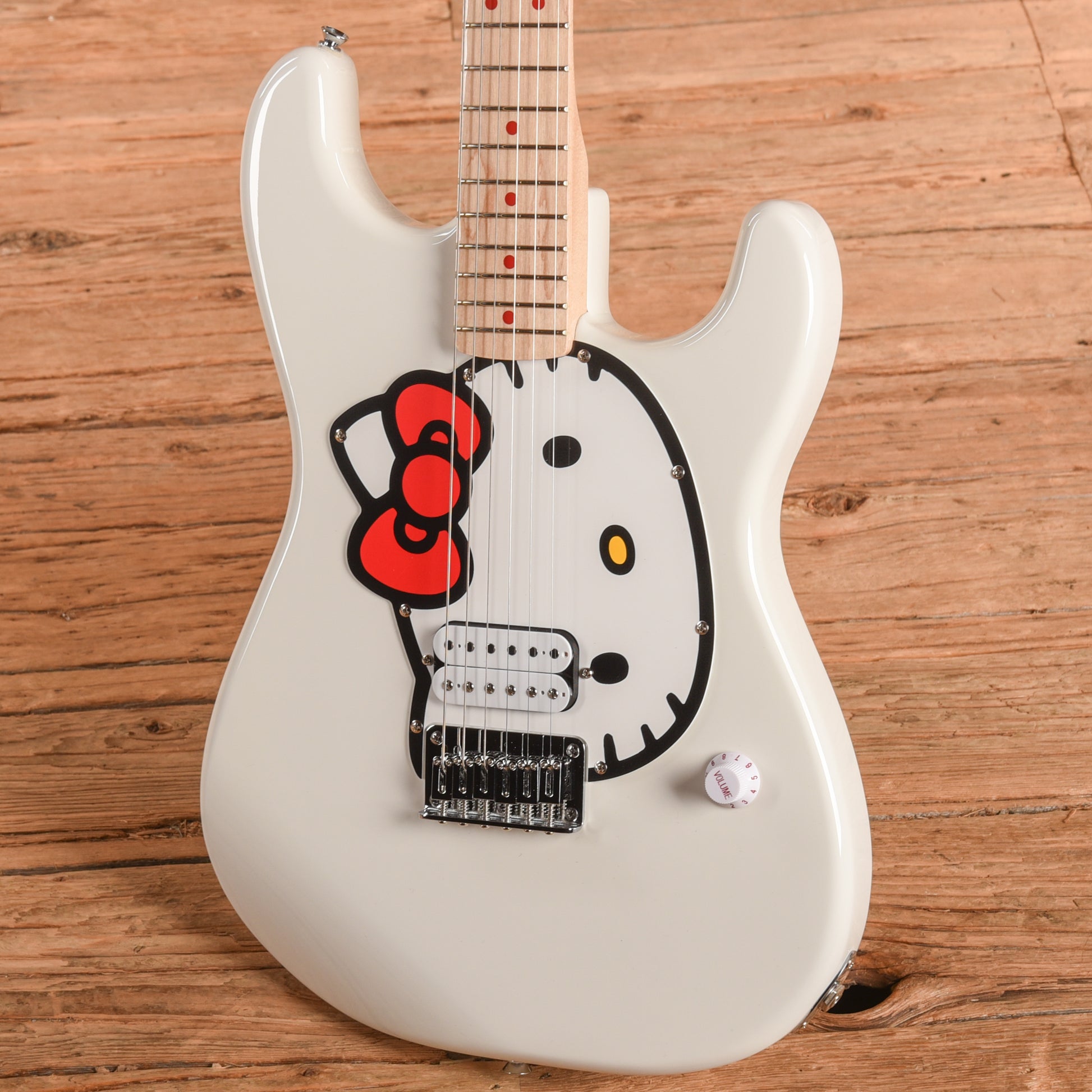 Squier Hello Kitty Stratocaster White 2025 Electric Guitars