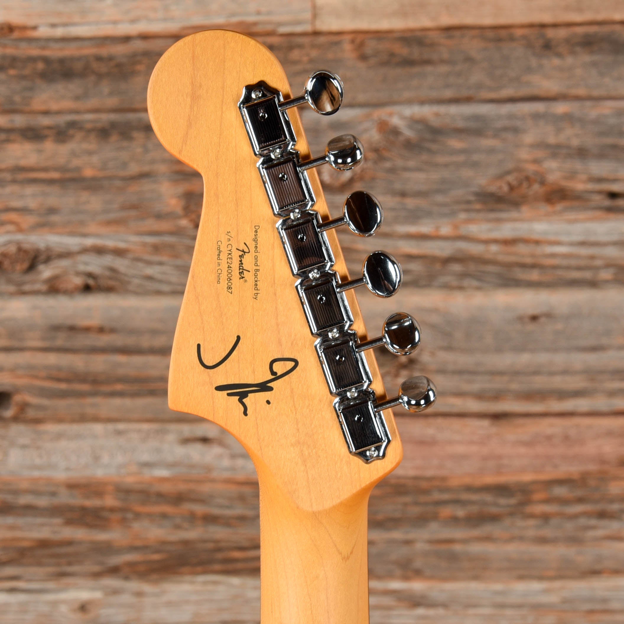 Squier J Mascis Jazzmaster Olympic White 2024 Electric Guitars