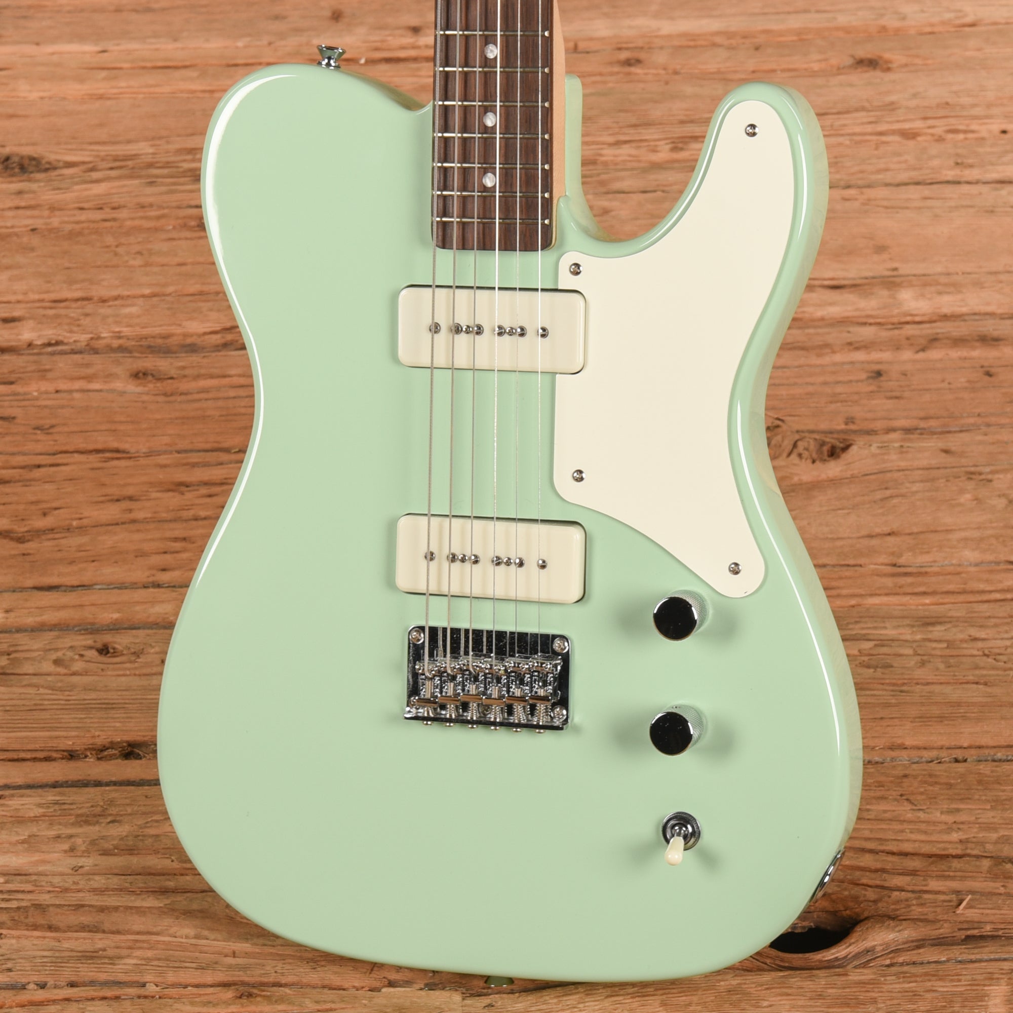 Squier Paranormal Baritone Cabronita Telecaster Sea Foam Green 2022 Electric Guitars