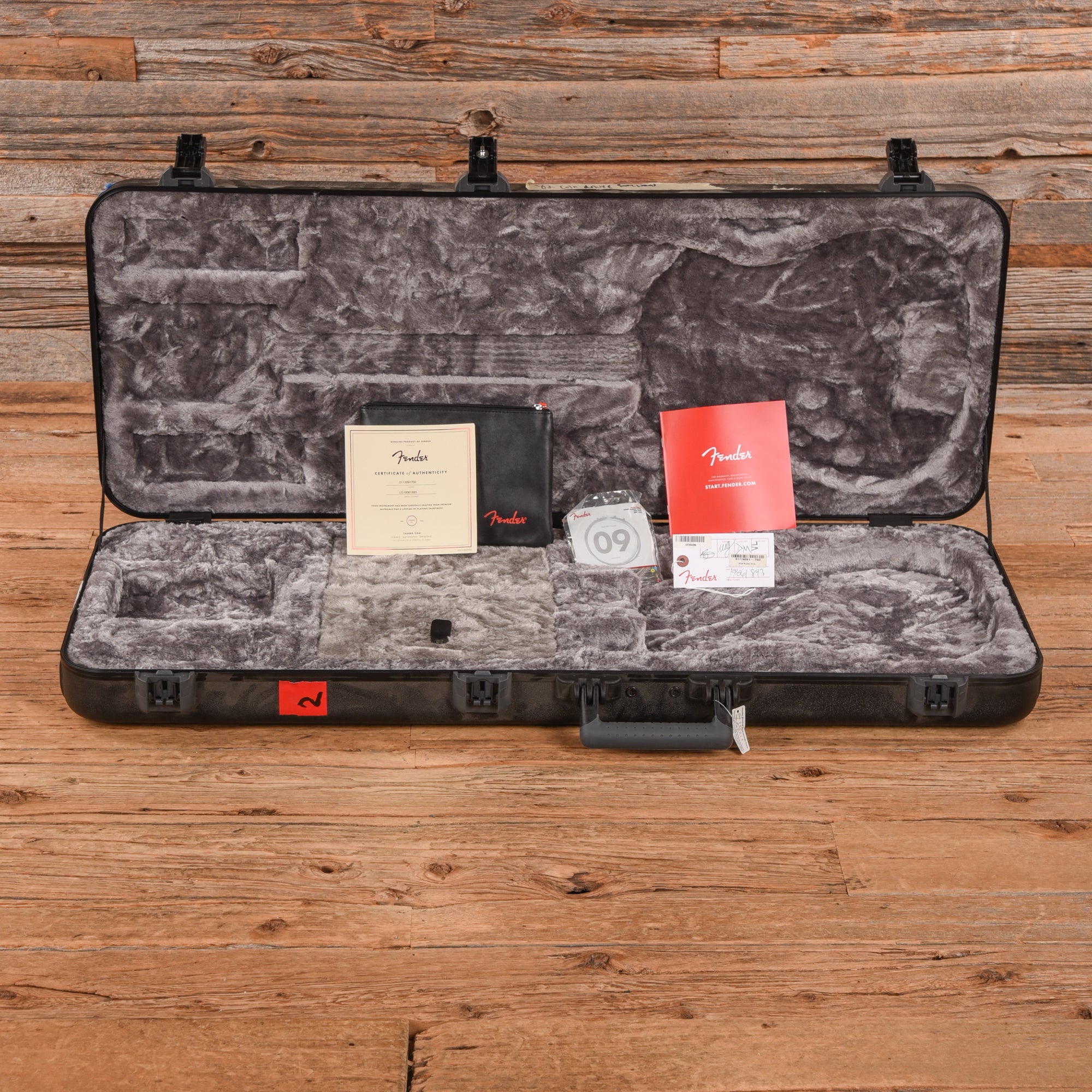 Fender American Deluxe Stratocaster Neck w/American Standard Strat Body Bordeaux Metallic Bordeaux Metallic 2002