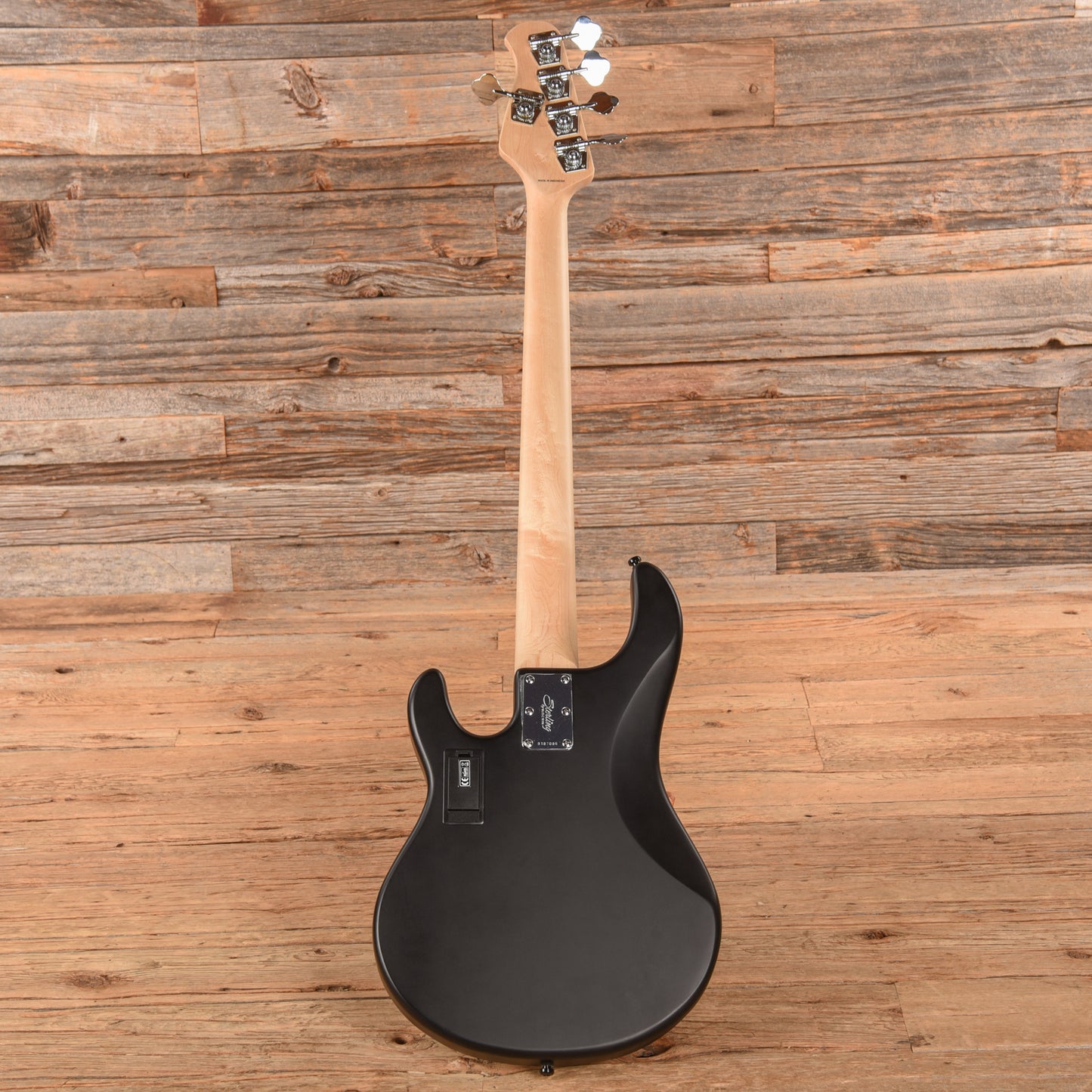 Sterling by Music Man SUB StingRay Ray5 Sunburst Bass Guitars / 5-String or More