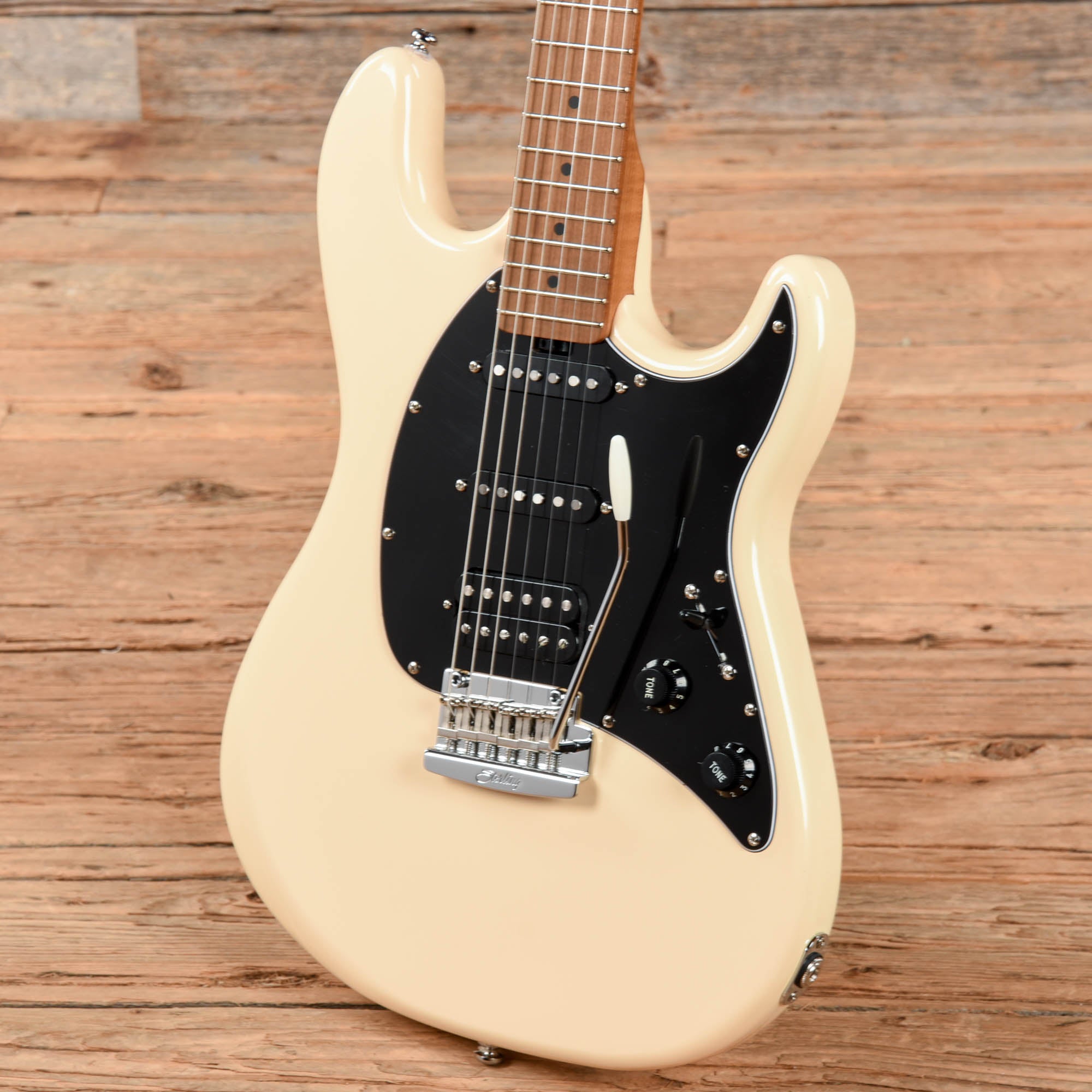 Sterling by Music Man Cutlass CT50 HSS Vintage Cream 2015 Electric Guitars / Solid Body