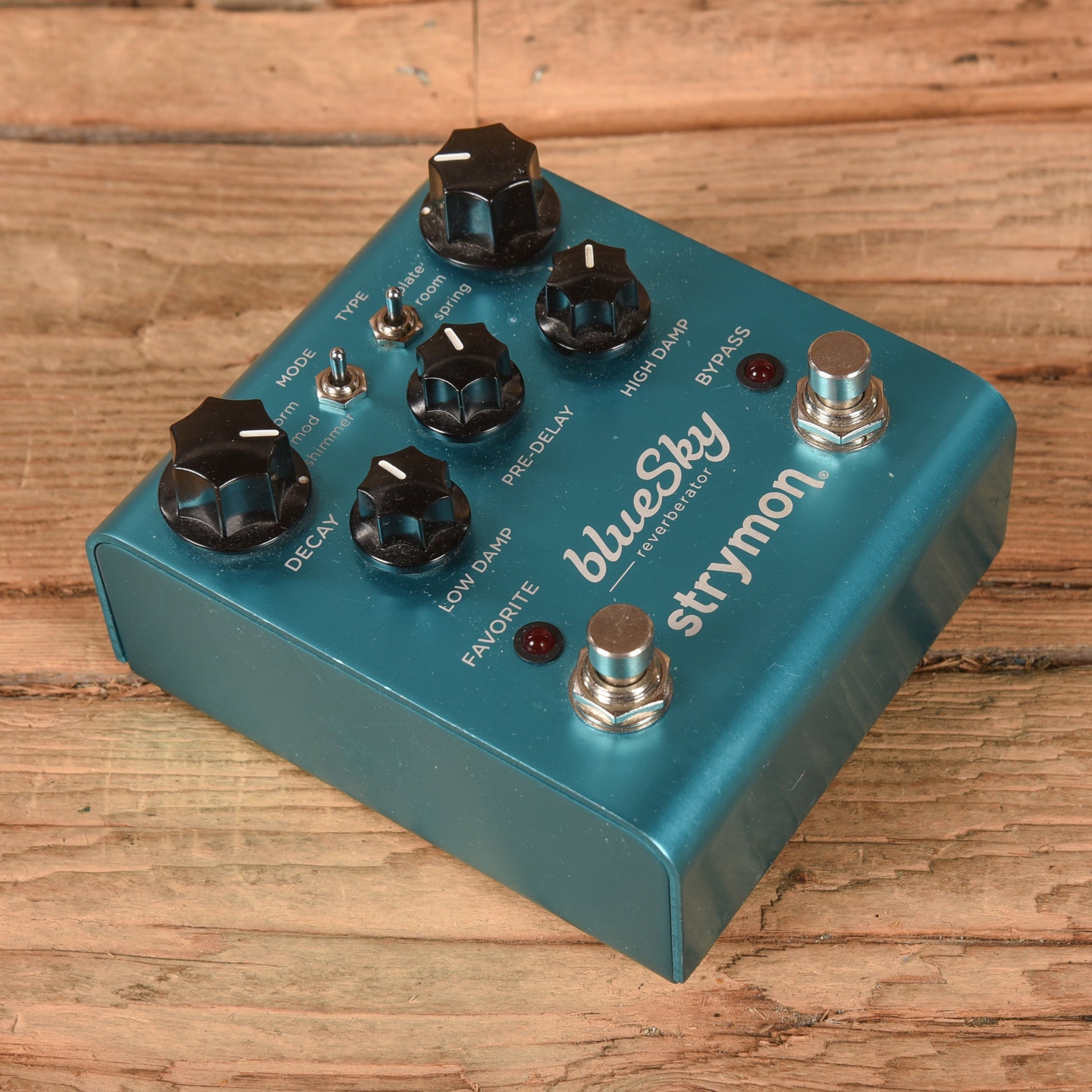 Strymon Blue Sky Reverberator V1 Effect Pedals