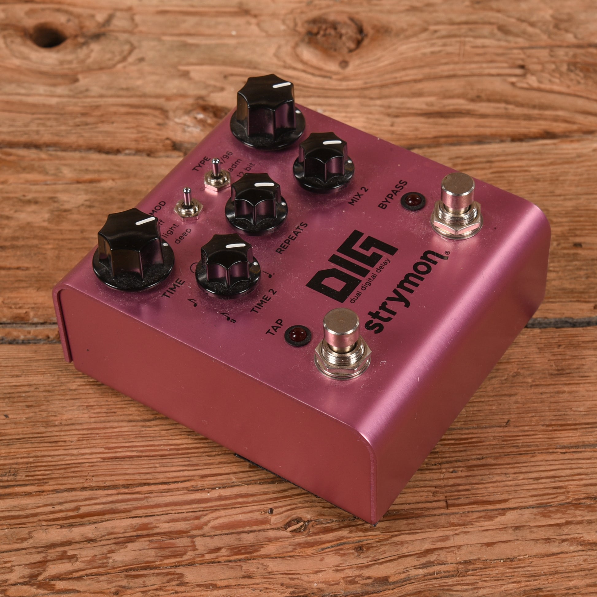 Strymon DIG Dual Digital Delay V1 Effects and Pedals / Delay