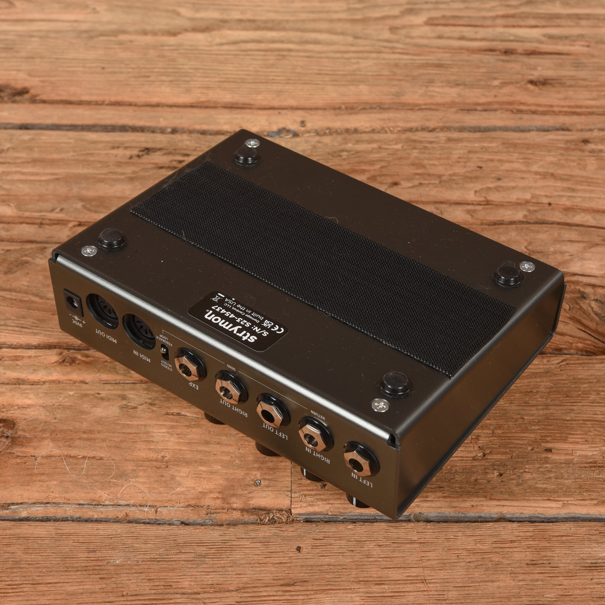 Strymon Timeline Delay Effects and Pedals / Delay