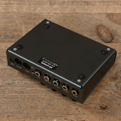 Strymon TimeLine Multidimensional Delay Pedal Effects and Pedals / Delay