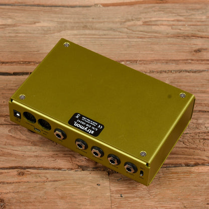 Strymon Volante Effects and Pedals / Delay