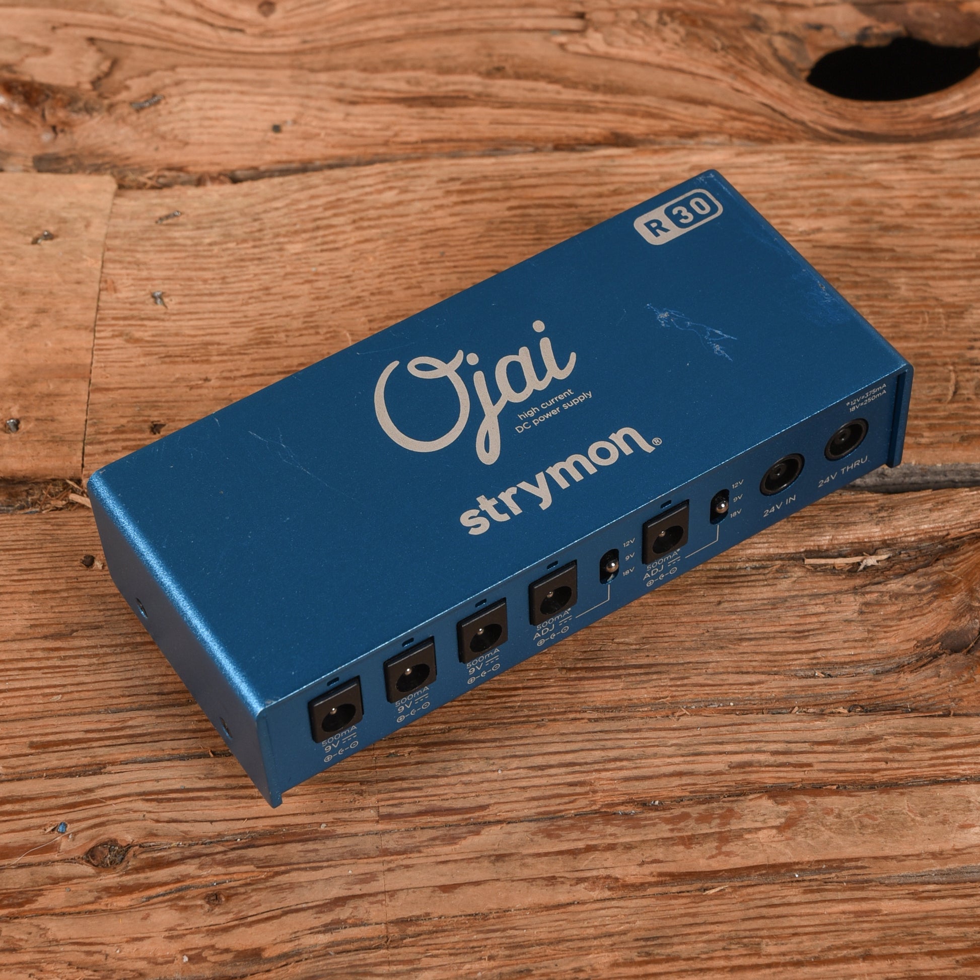 Strymon Ojai R30 5-Output Low-Profile High Current DC Power Supply Effects and Pedals / Pedalboards and Power Supplies