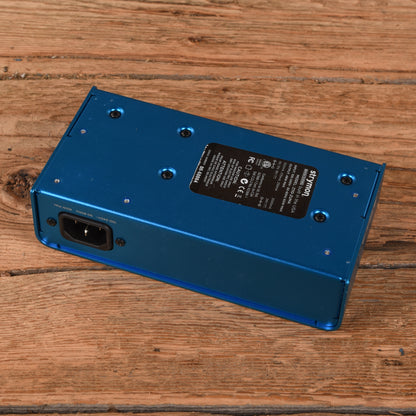 Strymon Zuma 9-Output High Current DC Power Supply Effects and Pedals / Pedalboards and Power Supplies