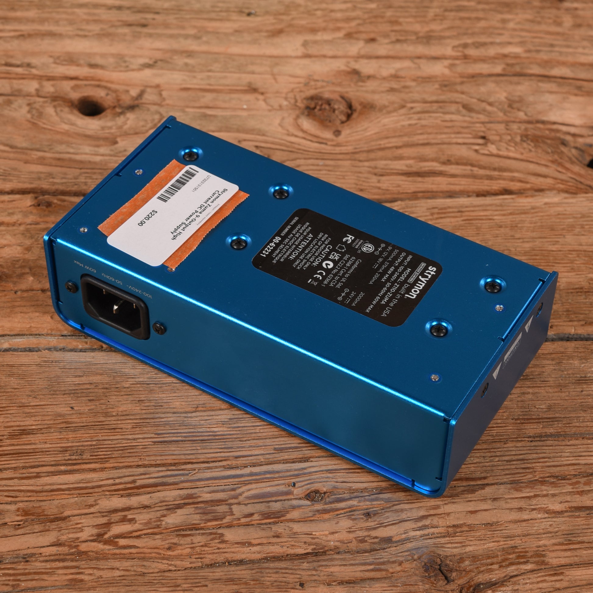 Strymon Zuma 9-Output High Current DC Power Supply Effects and Pedals / Pedalboards and Power Supplies