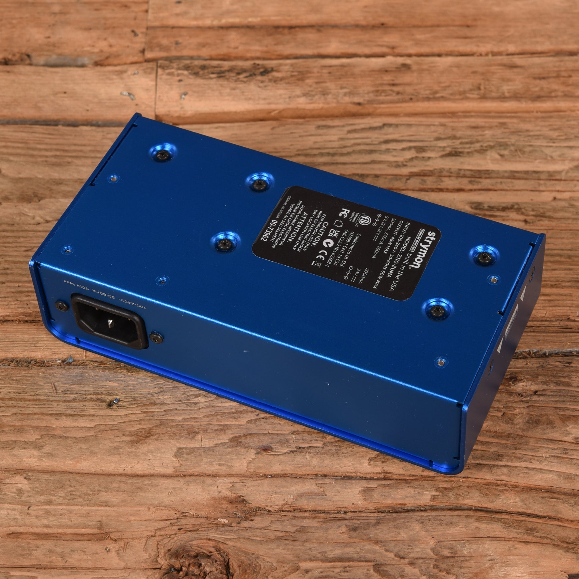 Strymon Zuma High Current DC Power Supply Effects and Pedals / Pedalboards and Power Supplies