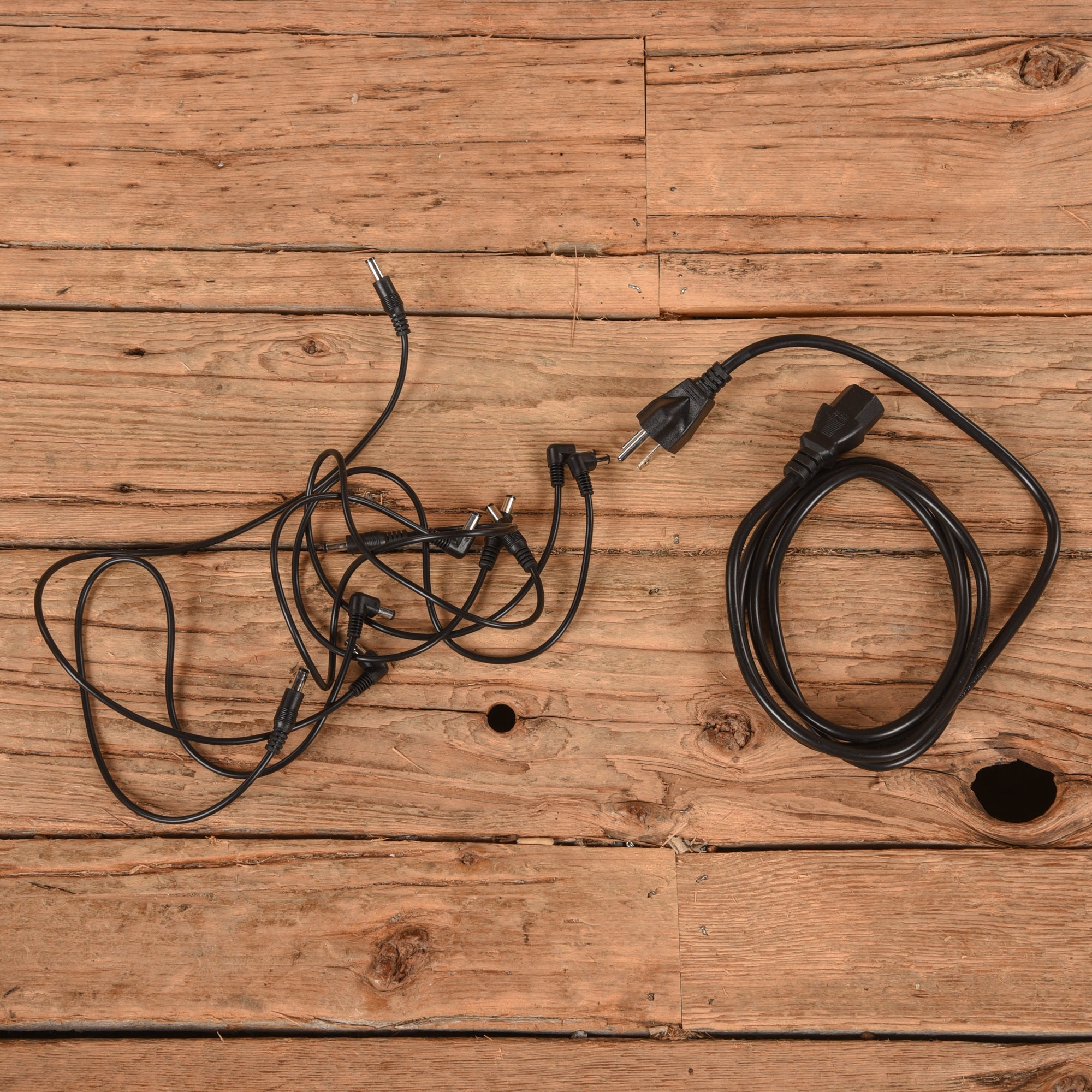 Strymon Zuma R300 Ultra Low Profile DC Power Supply – Chicago