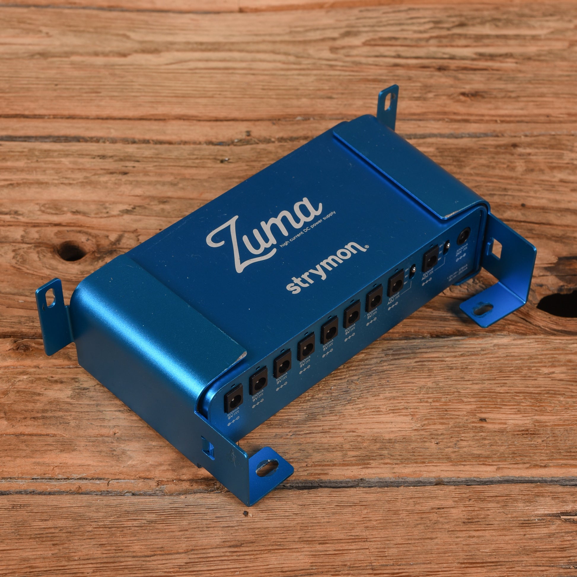 Strymon Zuma Effects and Pedals / Pedalboards and Power Supplies