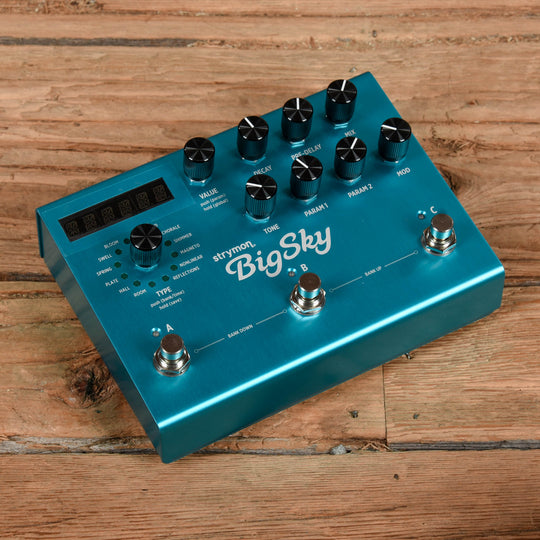 Strymon Big Sky Effects and Pedals / Reverb