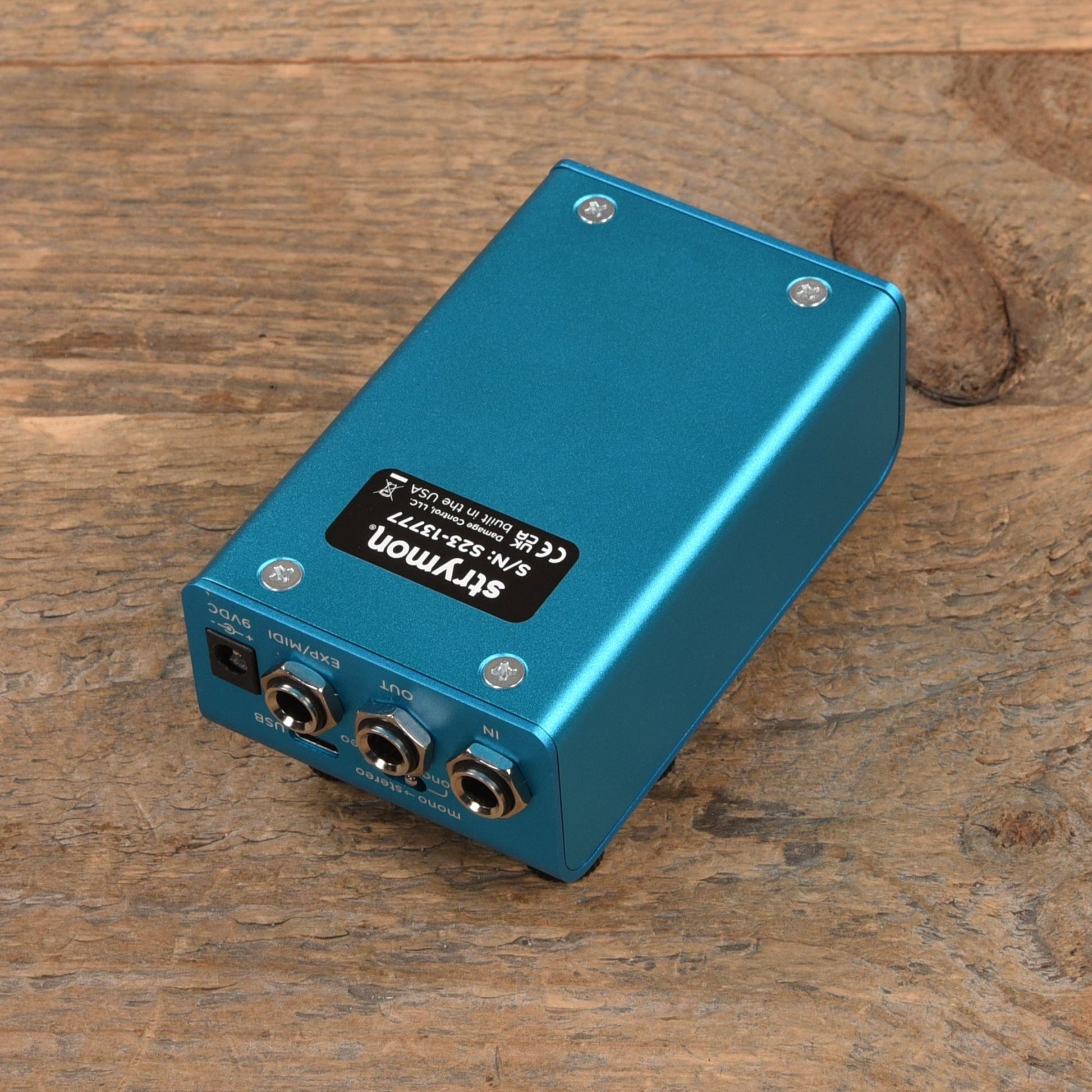 strymon reverb pedal Strymon Cloudburst Ambient Reverb Pedal