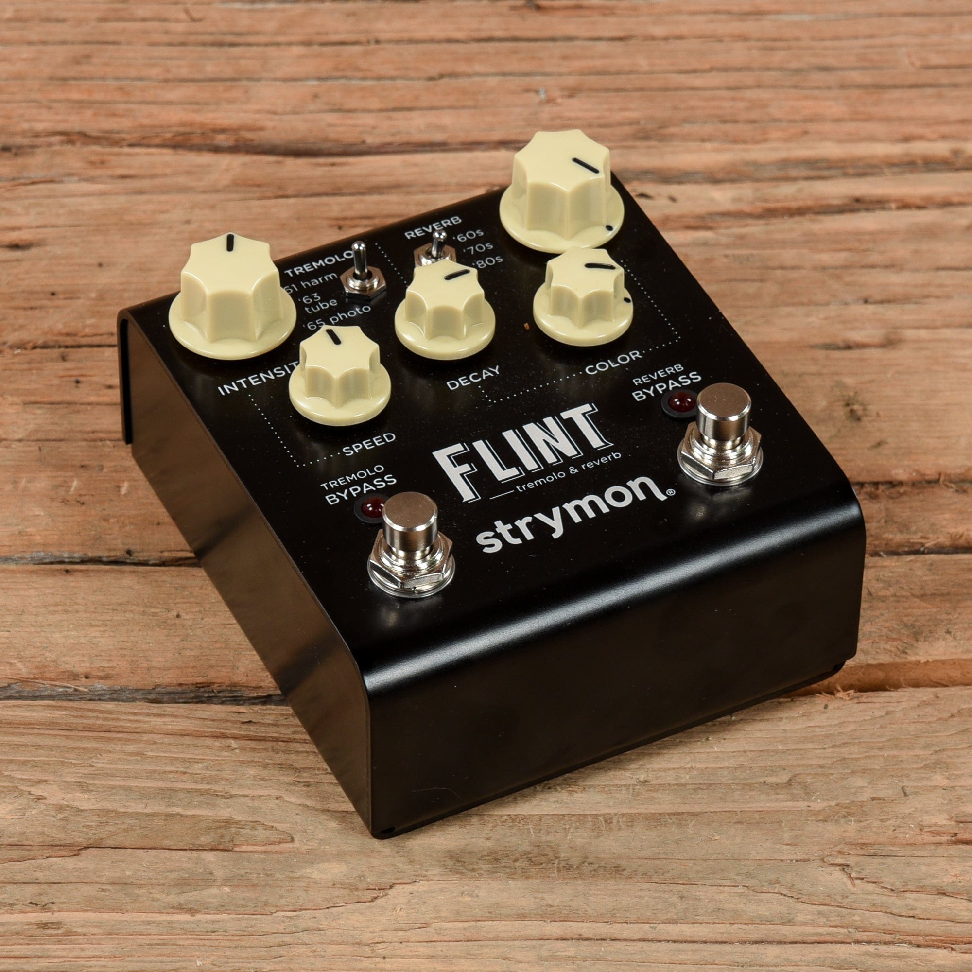 Strymon Flint V1 – Chicago Music Exchange