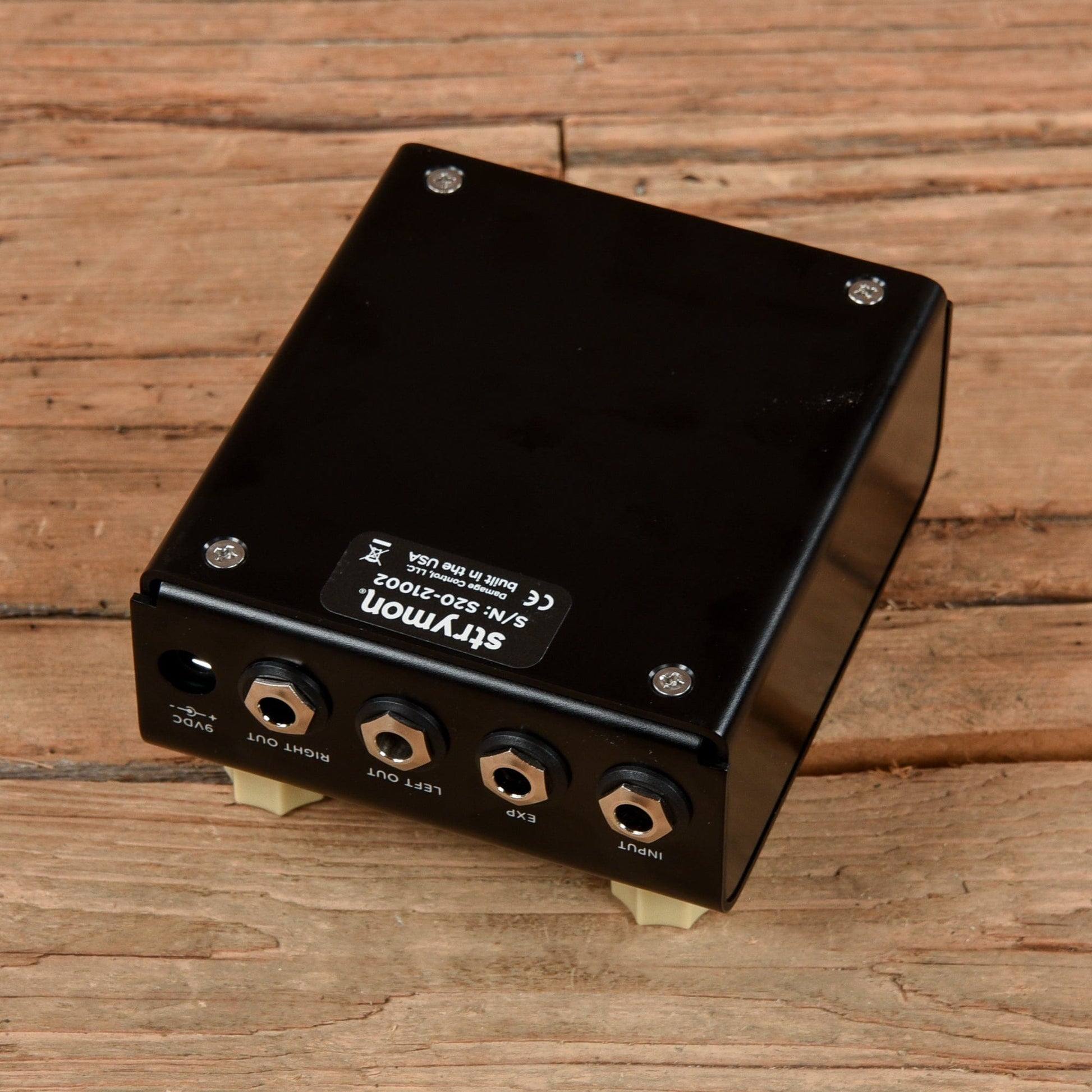 flint pedal strymon Strymon Flint V1 – Chicago Music Exchange