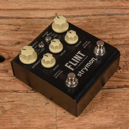 Strymon Flint Reverb and Tremolo V1 Effects and Pedals / Tremolo