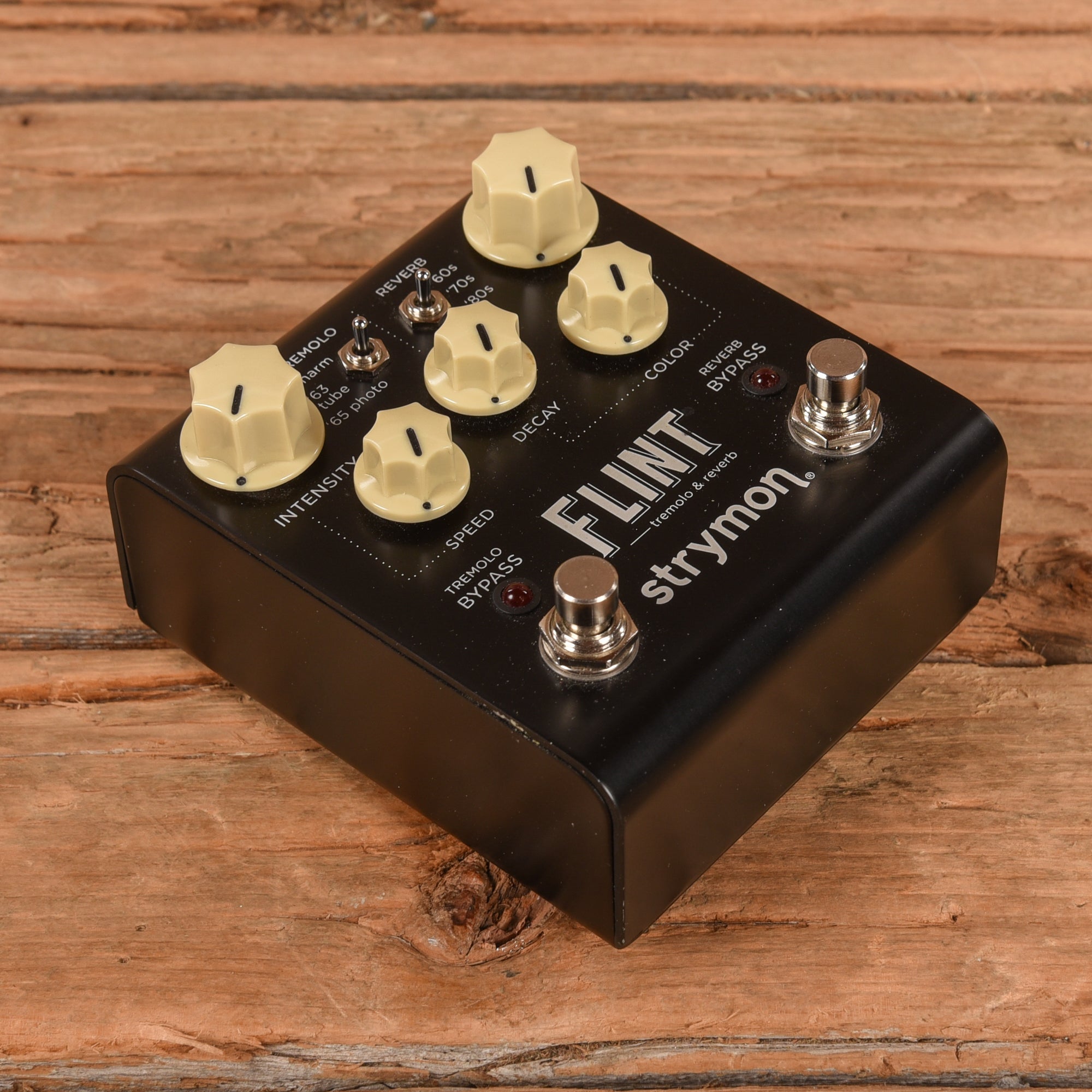 Strymon flint