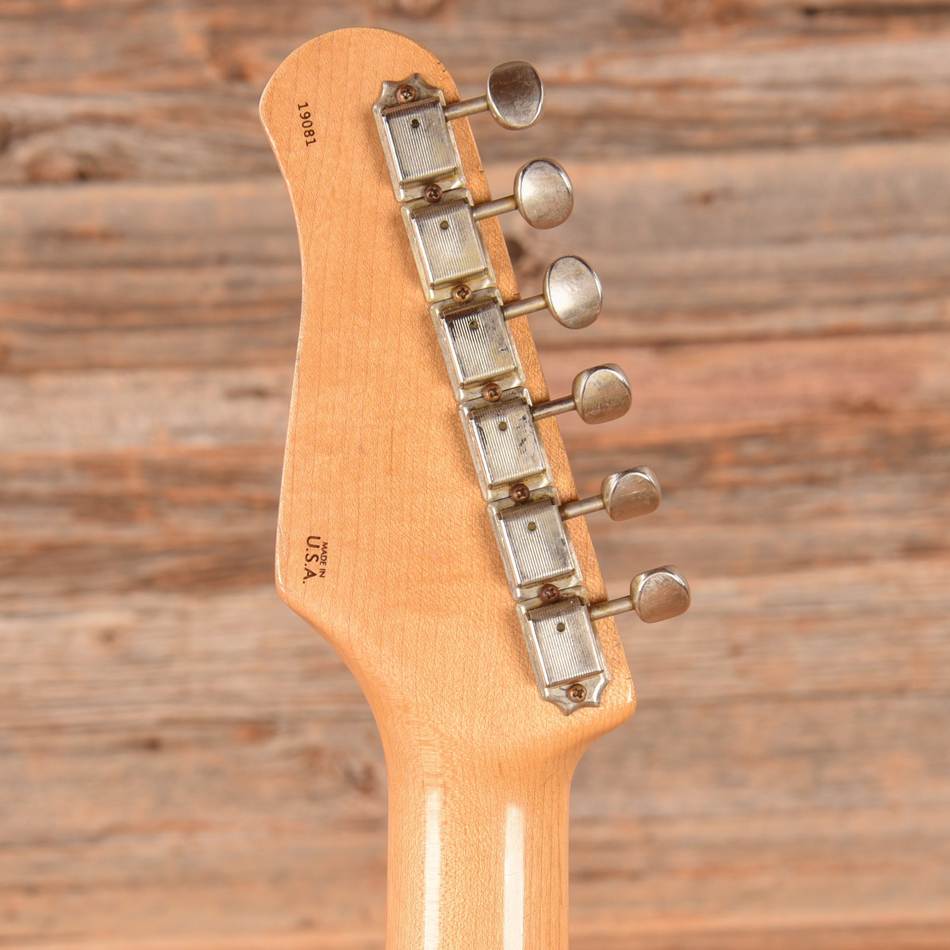 Suhr Classic Antique Sunburst 2012 Electric Guitars / Solid Body