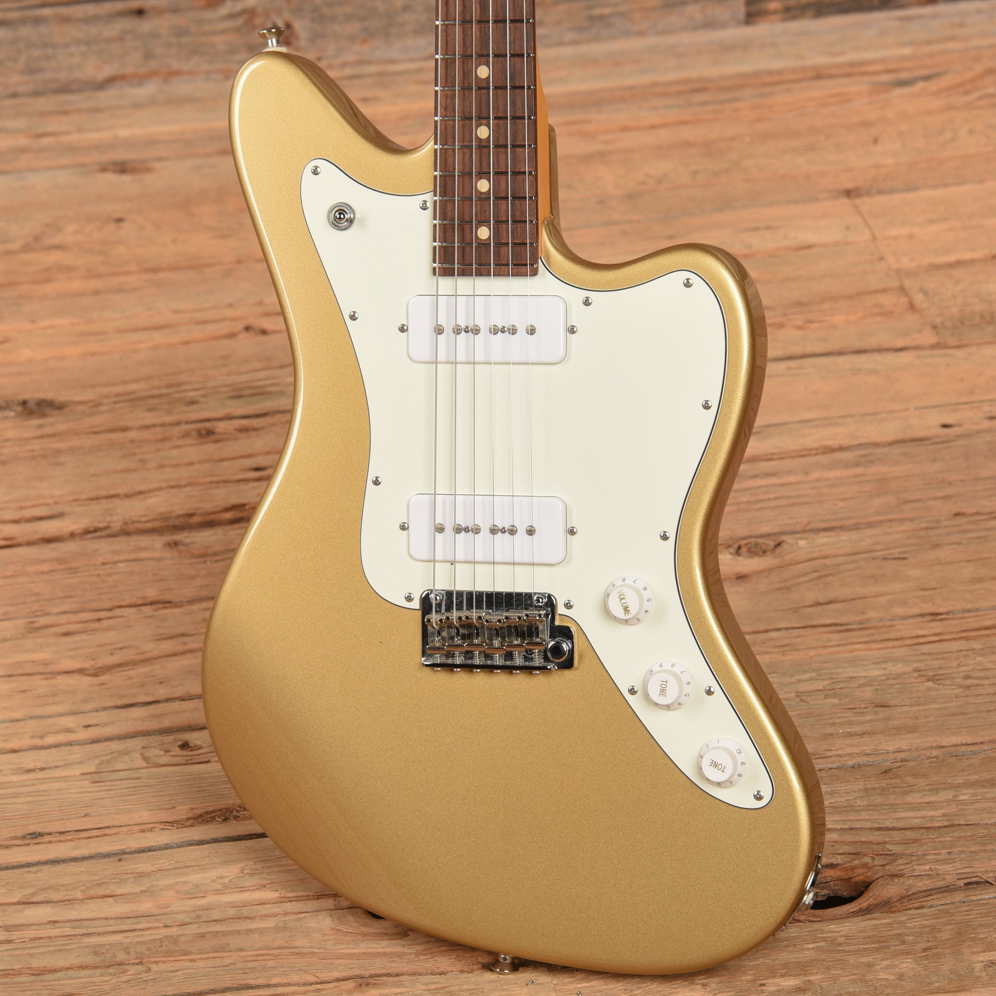 Suhr Classic JM Gold Electric Guitars / Solid Body